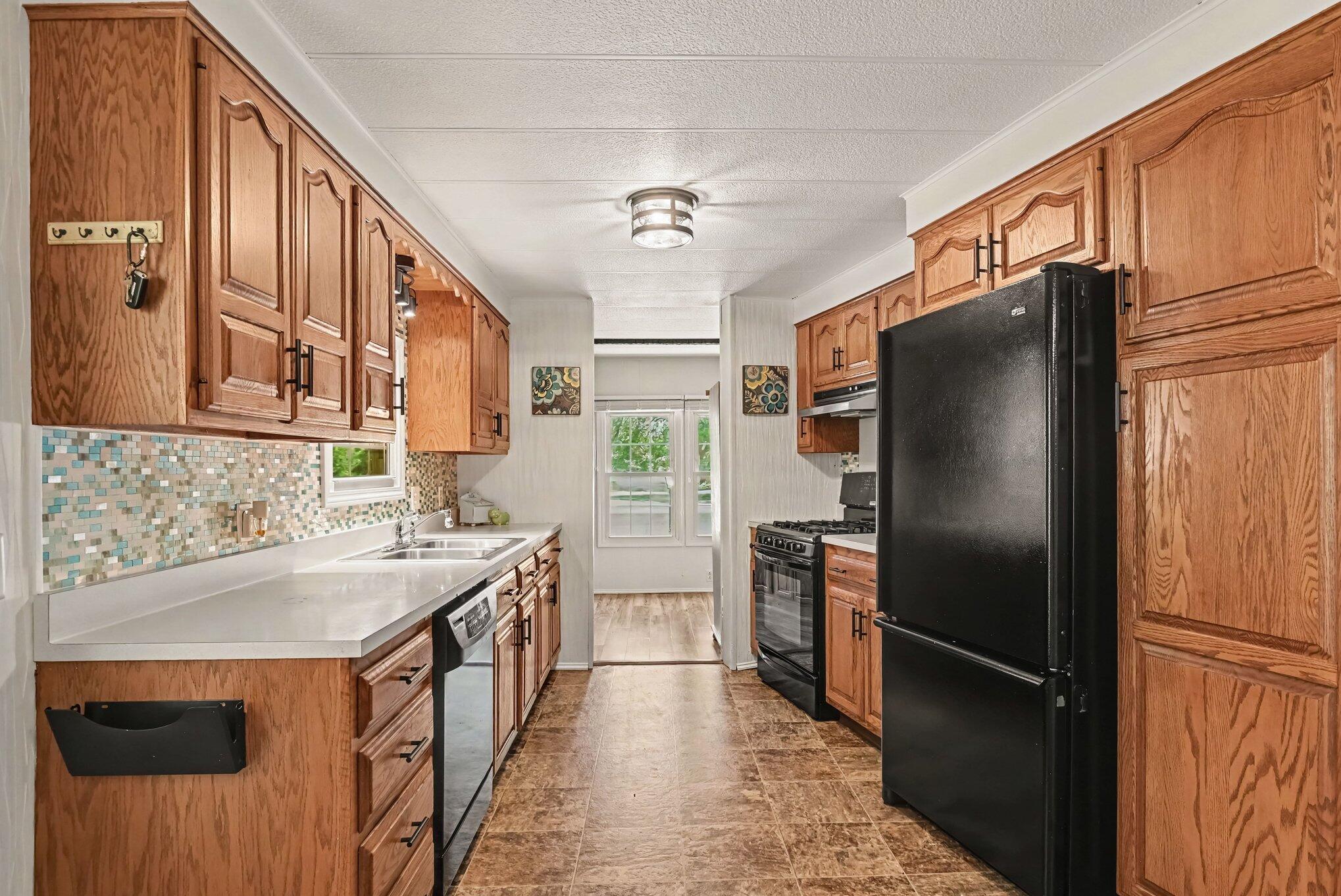 75620 16th Avenue South Haven MI 49090