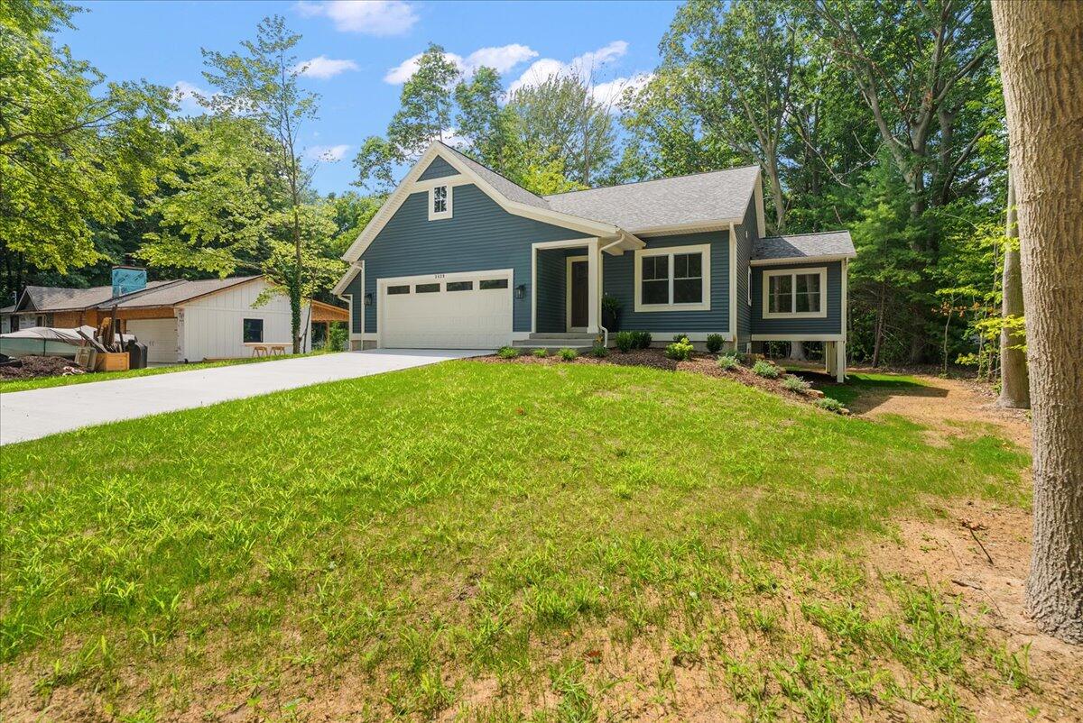 3439 Hollywood Drive Holland MI 49424