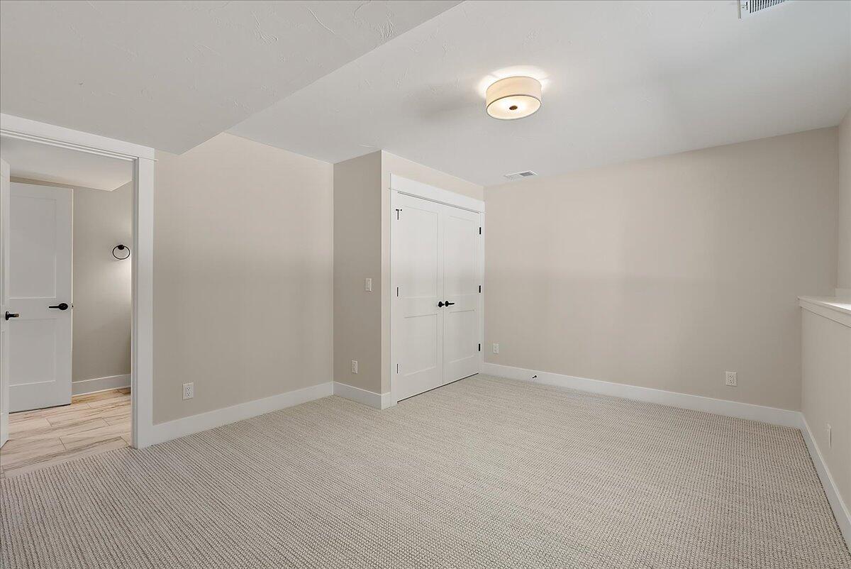 3439 Hollywood Drive Holland MI 49424