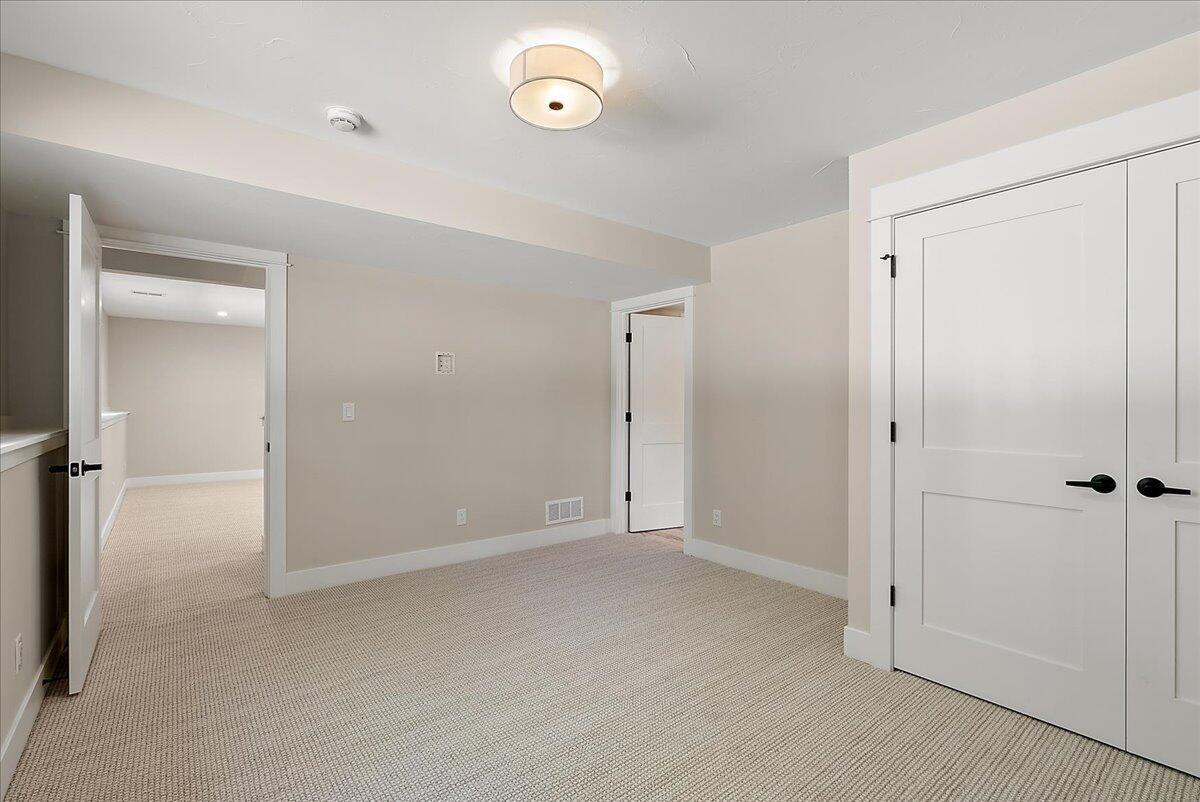 3439 Hollywood Drive Holland MI 49424