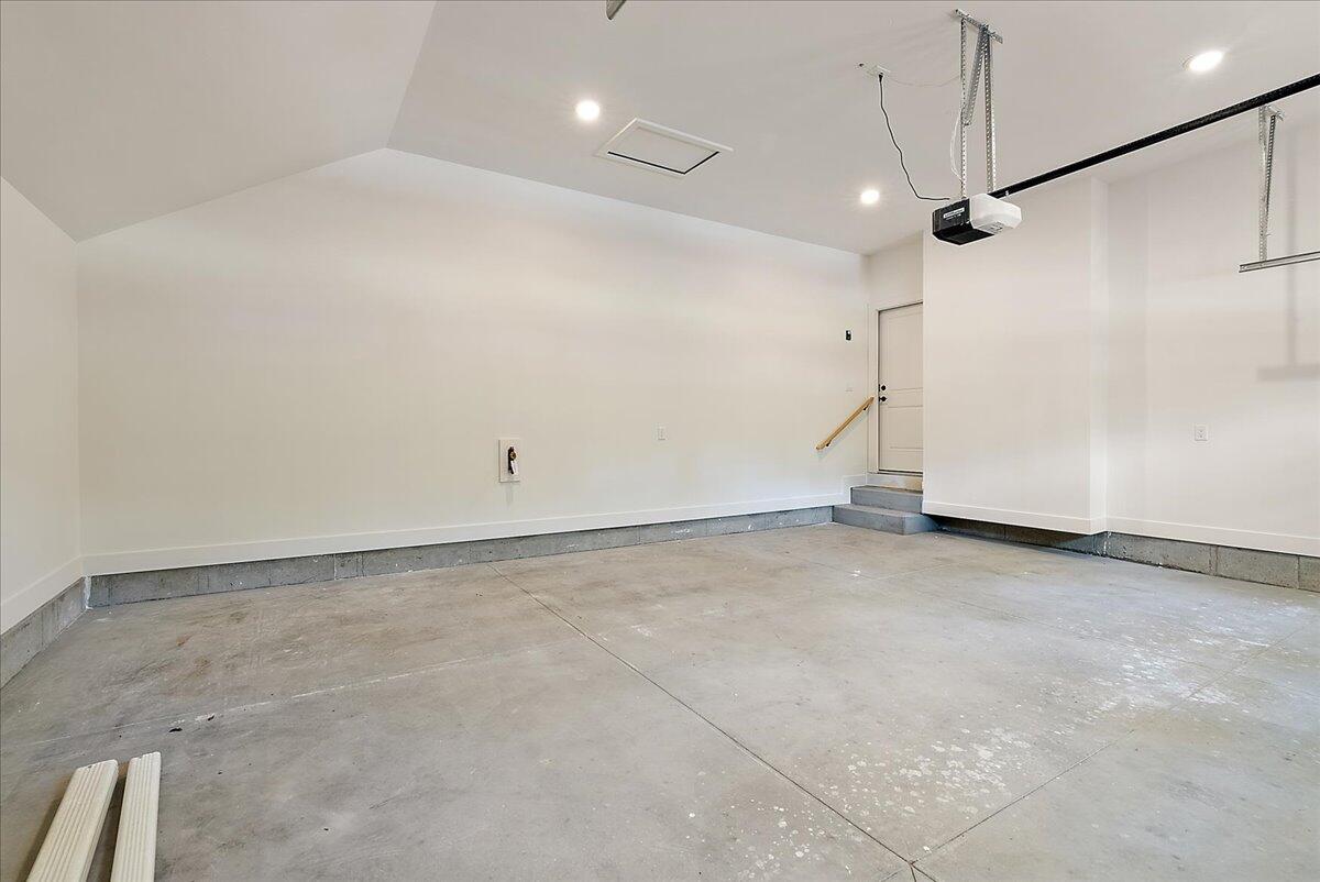 3439 Hollywood Drive Holland MI 49424