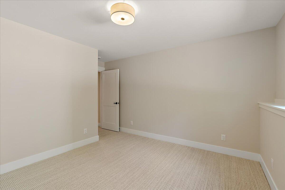 3439 Hollywood Drive Holland MI 49424