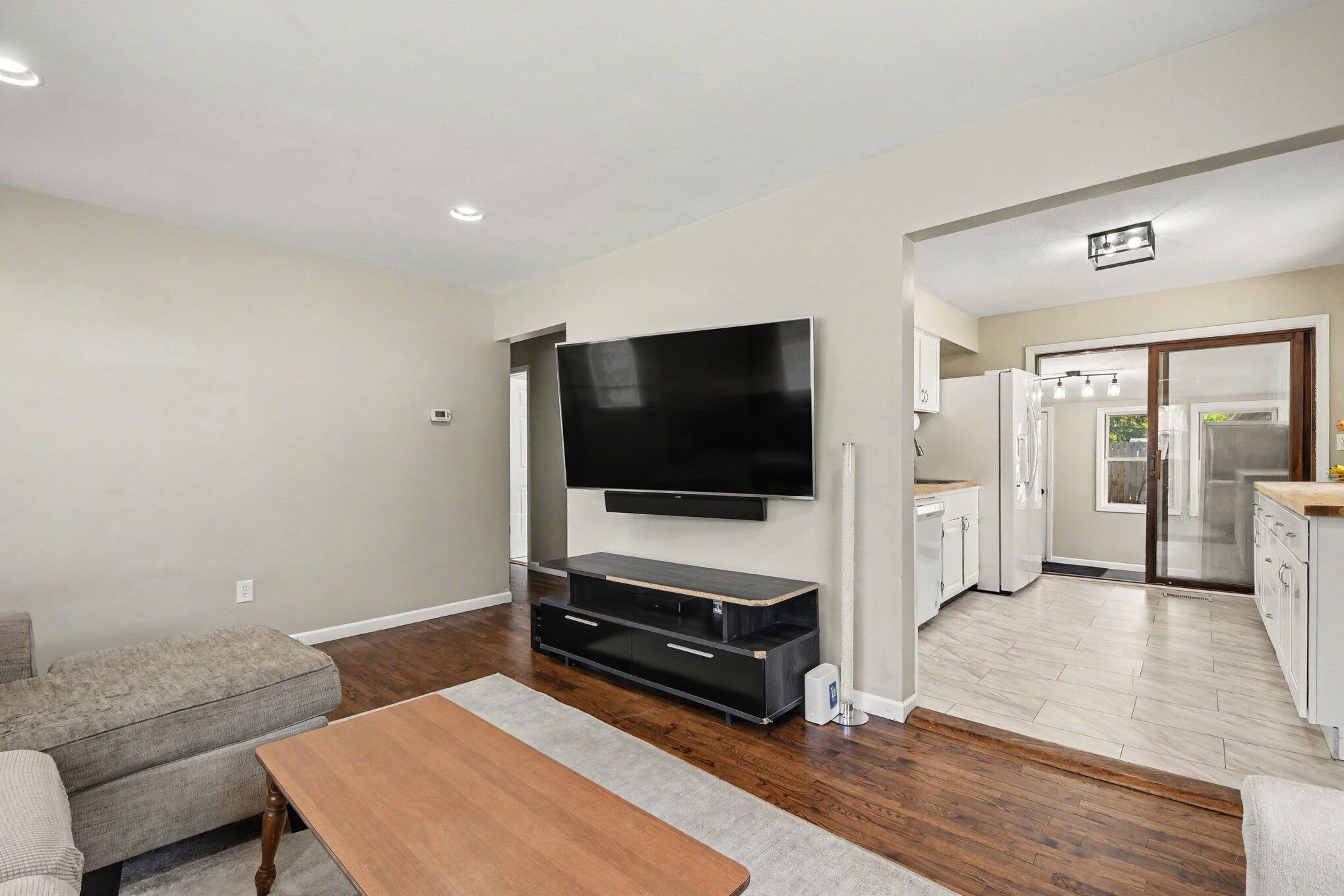 5343 Mick Avenue SE Grand Rapids MI 49548