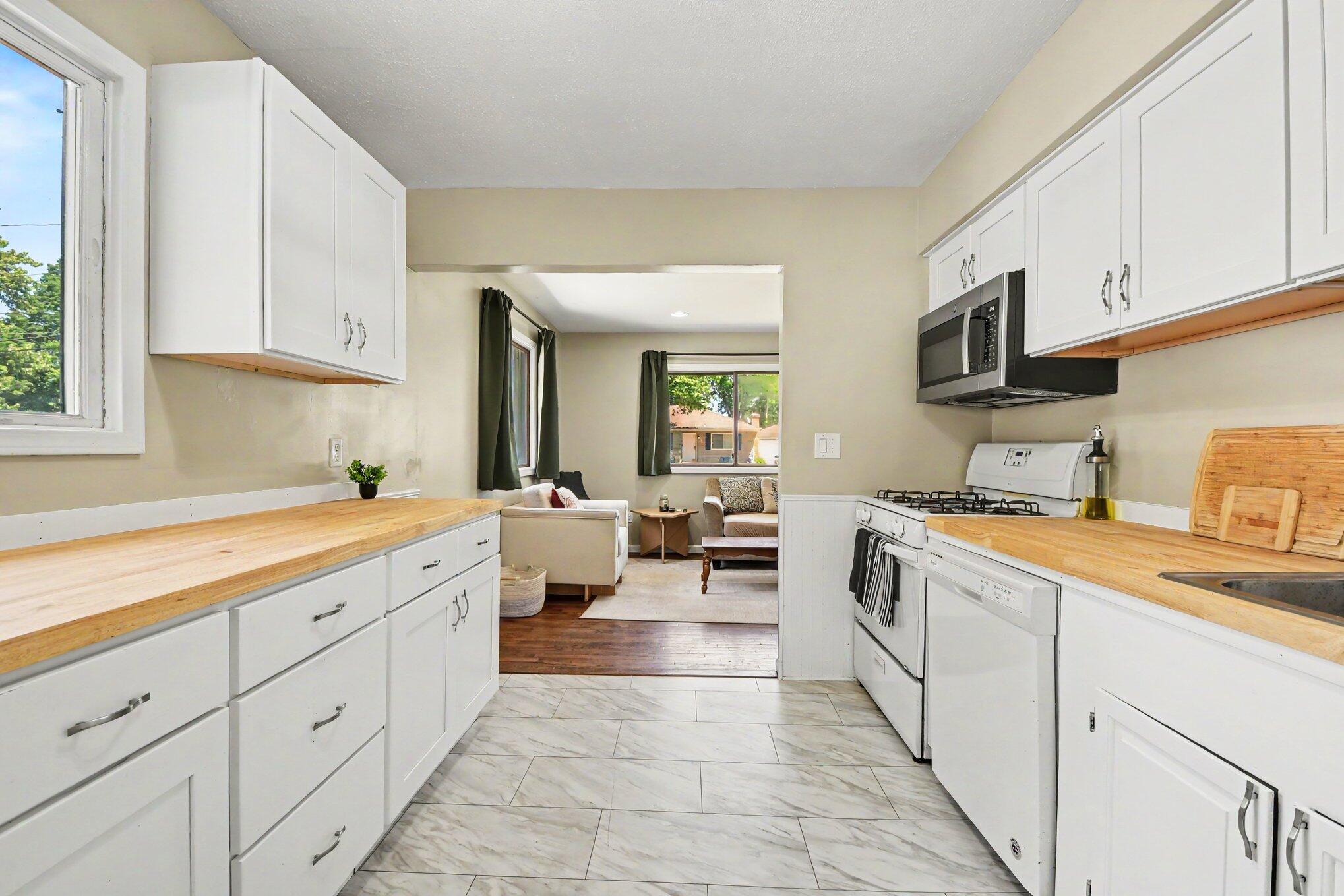5343 Mick Avenue SE Grand Rapids MI 49548