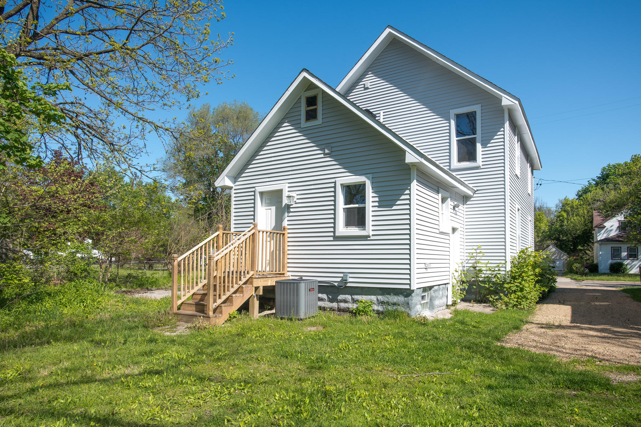 112 E Clay Street Kalamazoo MI 49007