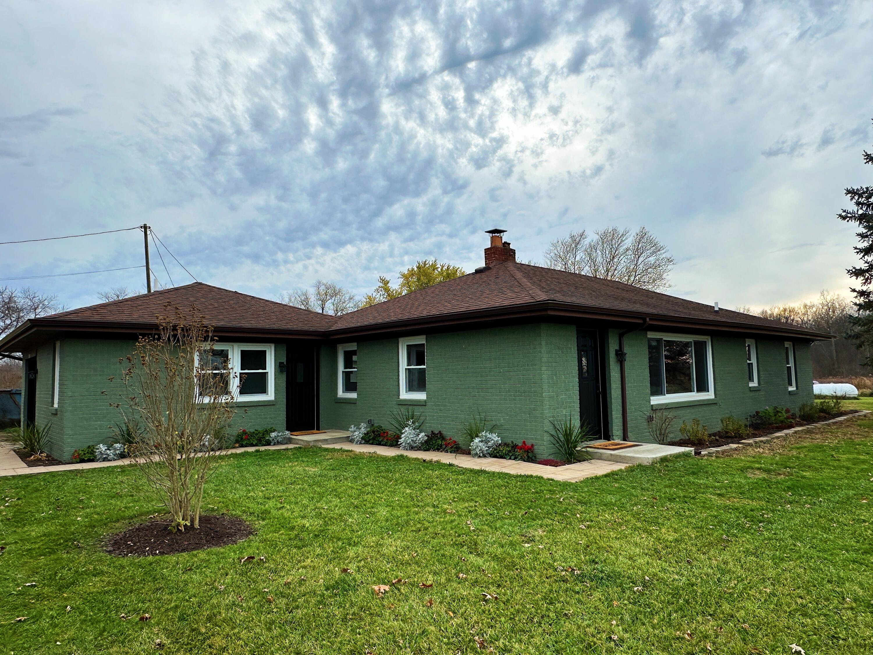 16922 Schwark Road Three Oaks MI 49128
