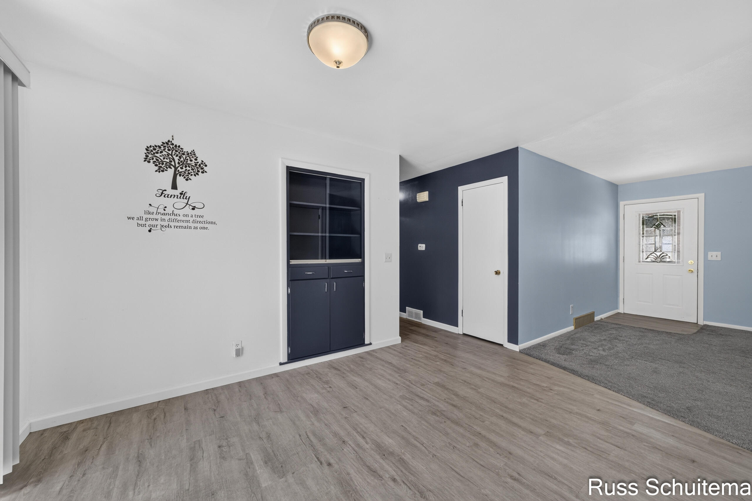 2179 Lincoln Park Drive Norton Shores MI 49441