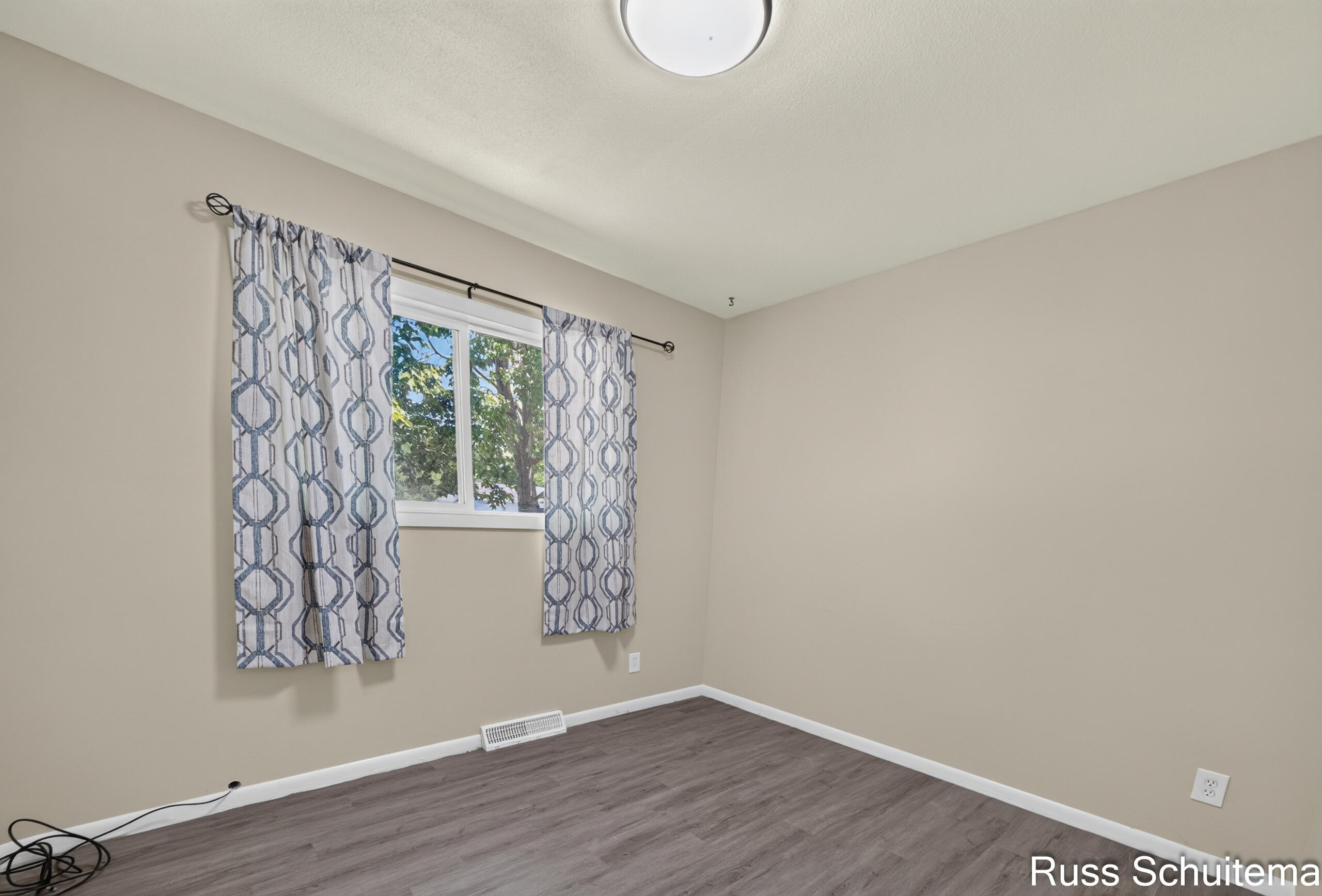 2179 Lincoln Park Drive Norton Shores MI 49441