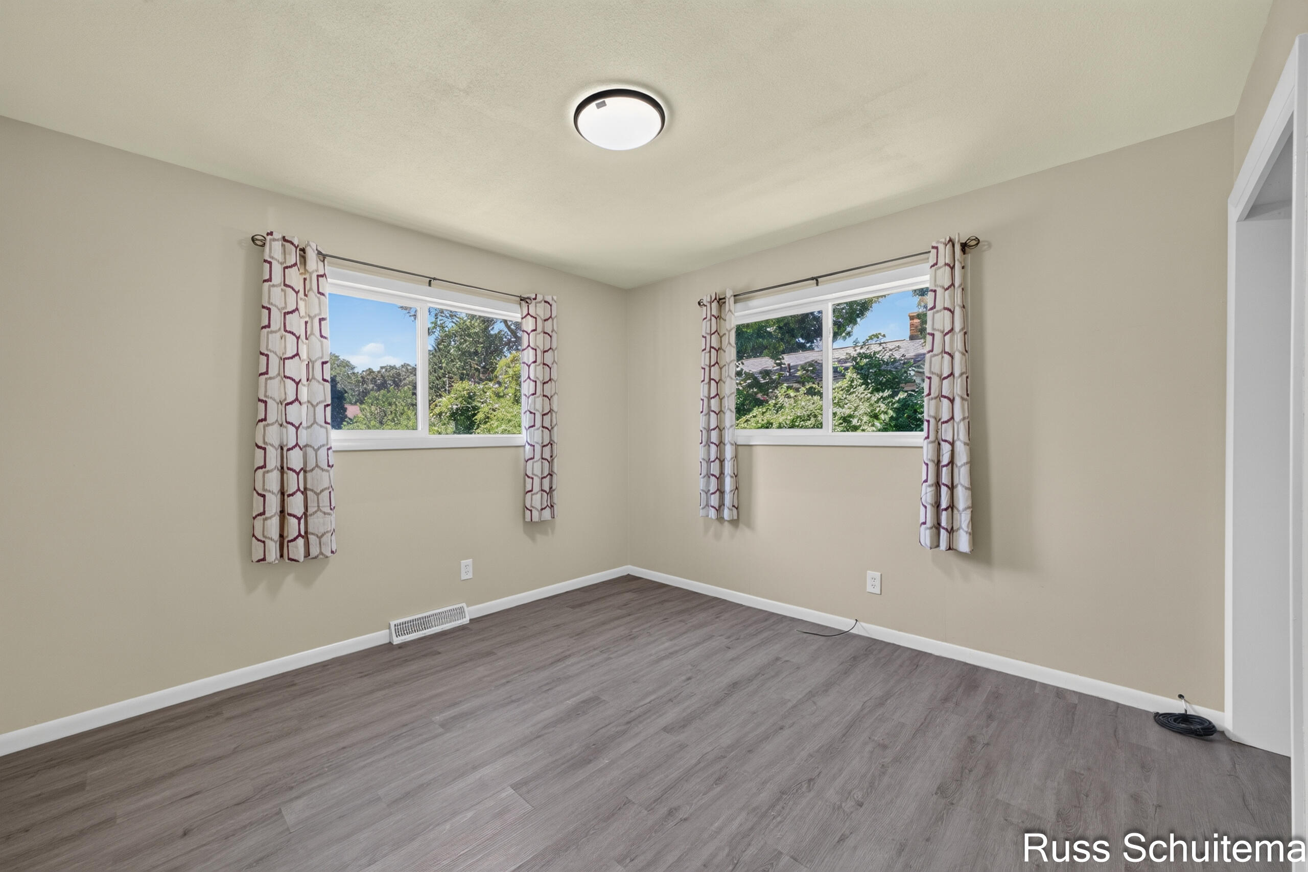2179 Lincoln Park Drive Norton Shores MI 49441