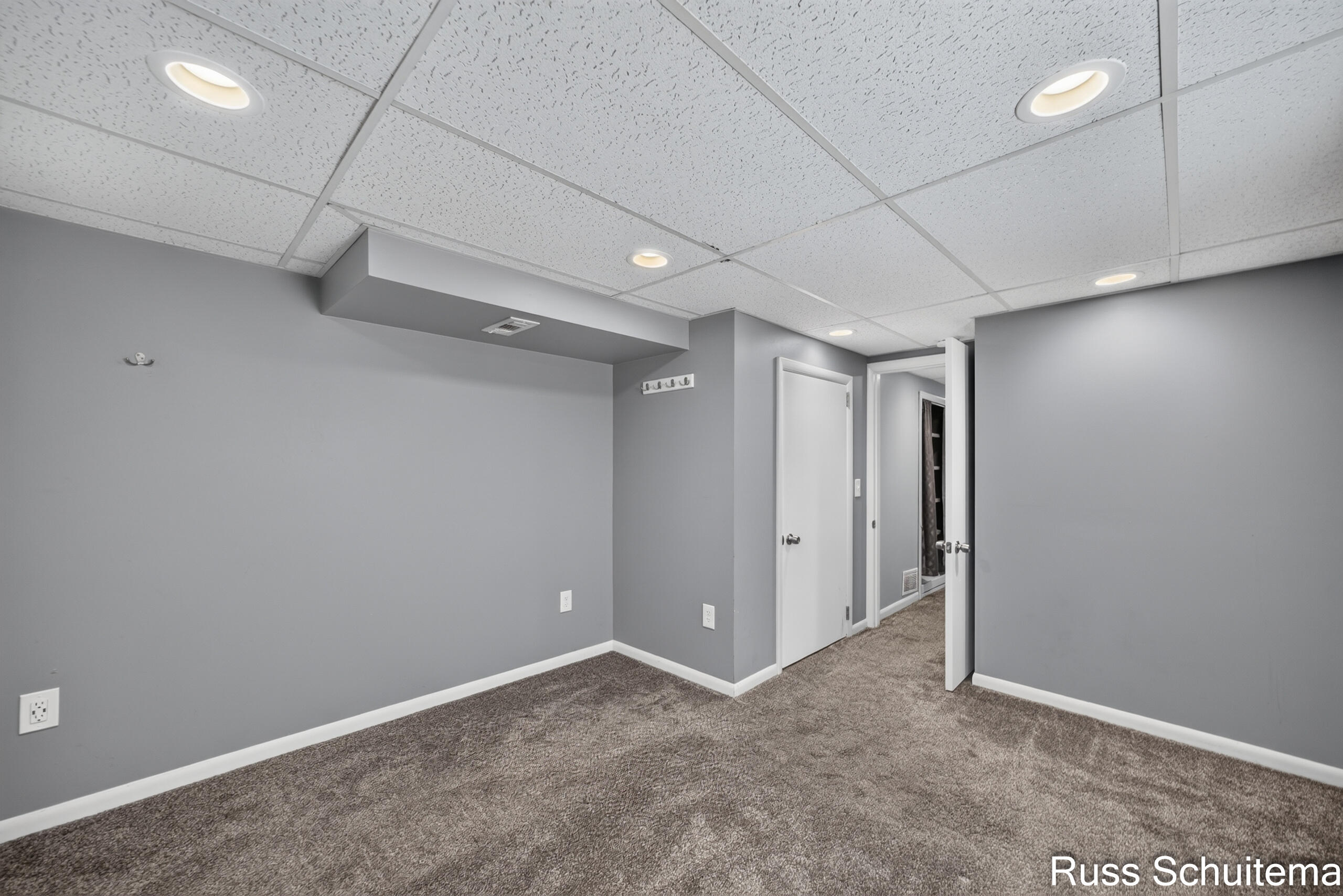 2179 Lincoln Park Drive Norton Shores MI 49441
