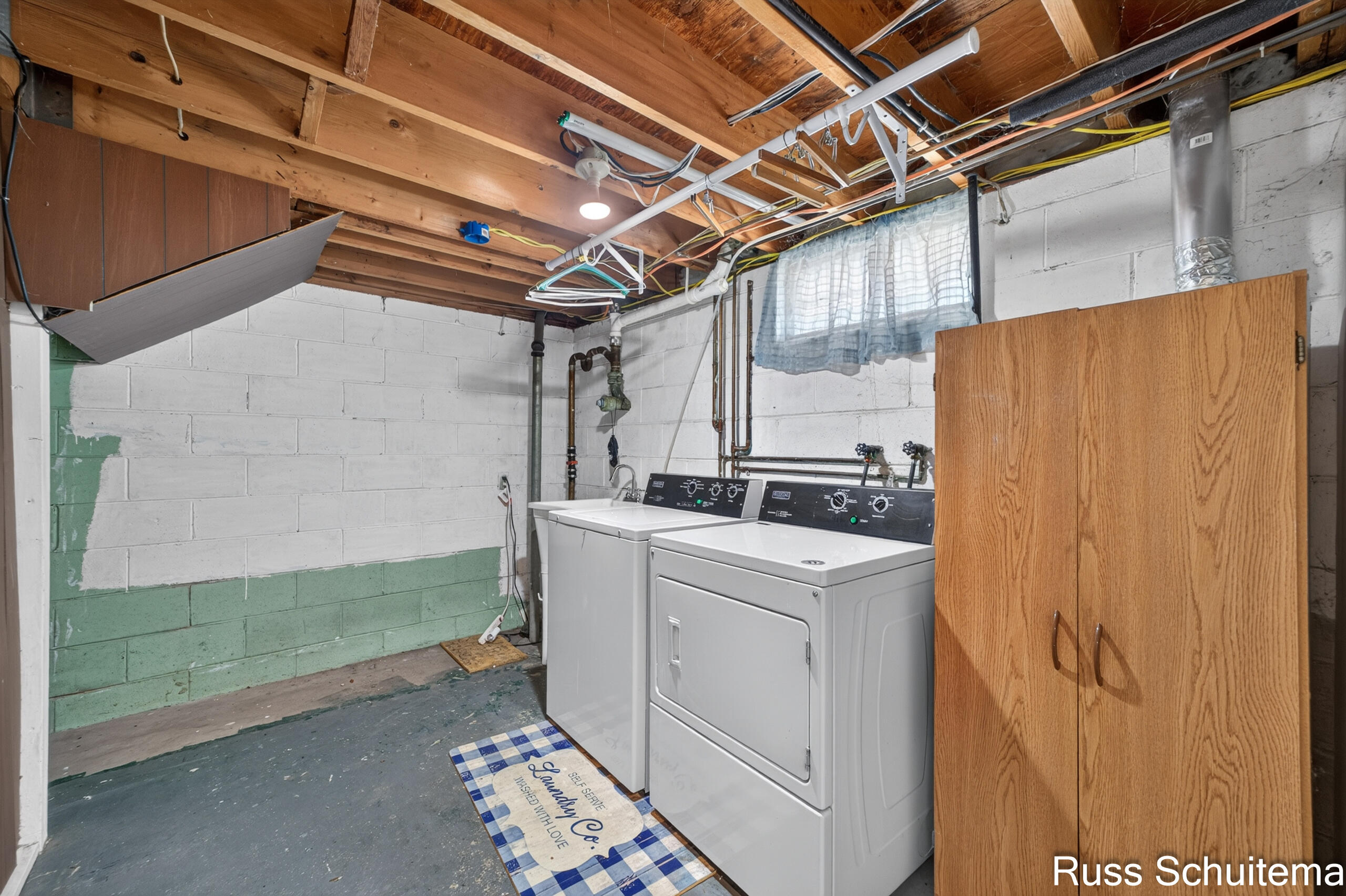 2179 Lincoln Park Drive Norton Shores MI 49441
