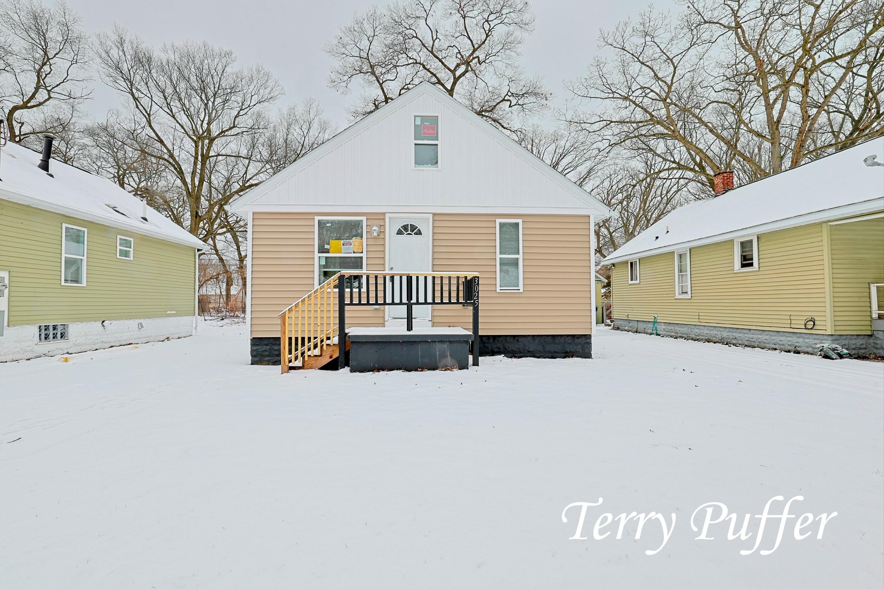 3025 Waalkes Street Muskegon MI 49444