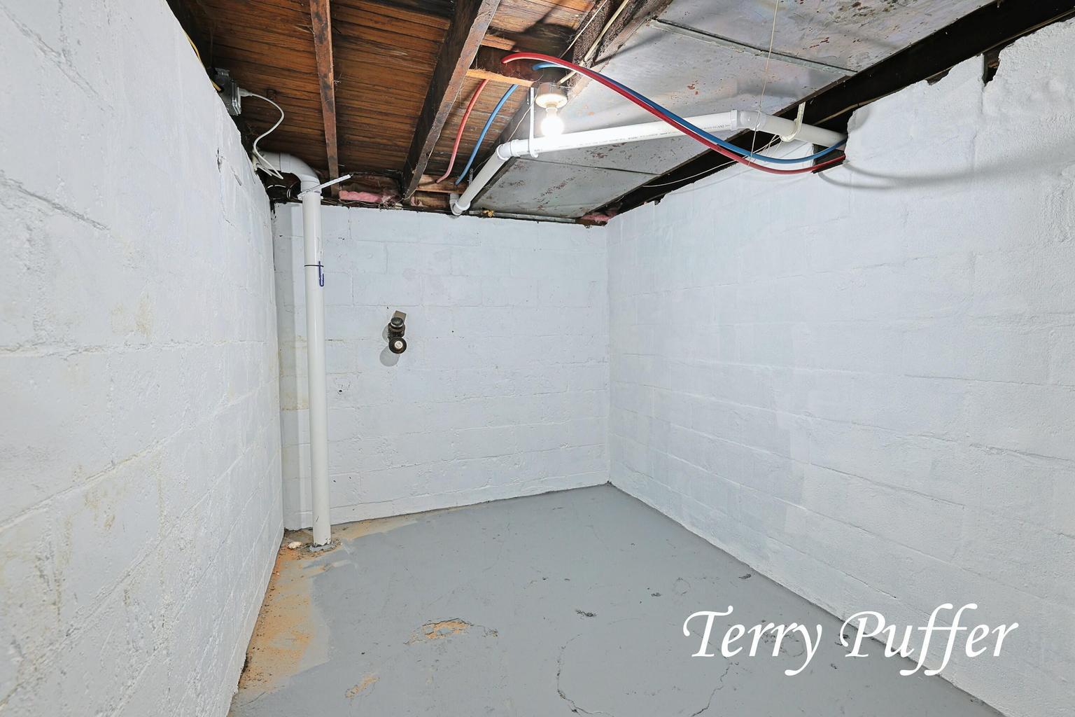 3025 Waalkes Street Muskegon MI 49444