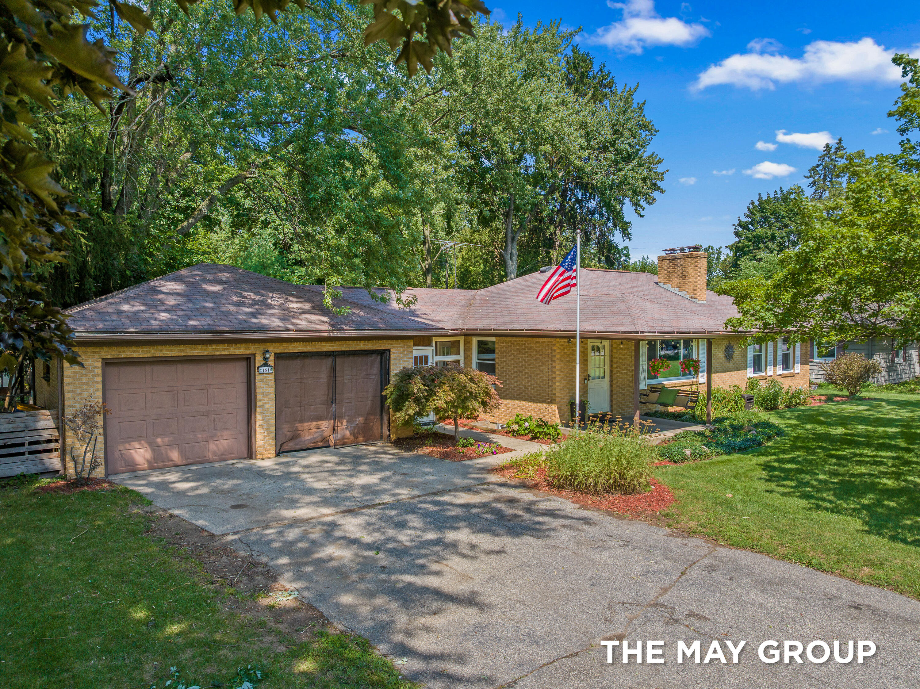 1515 Lancashire Drive SE Grand Rapids MI 49508