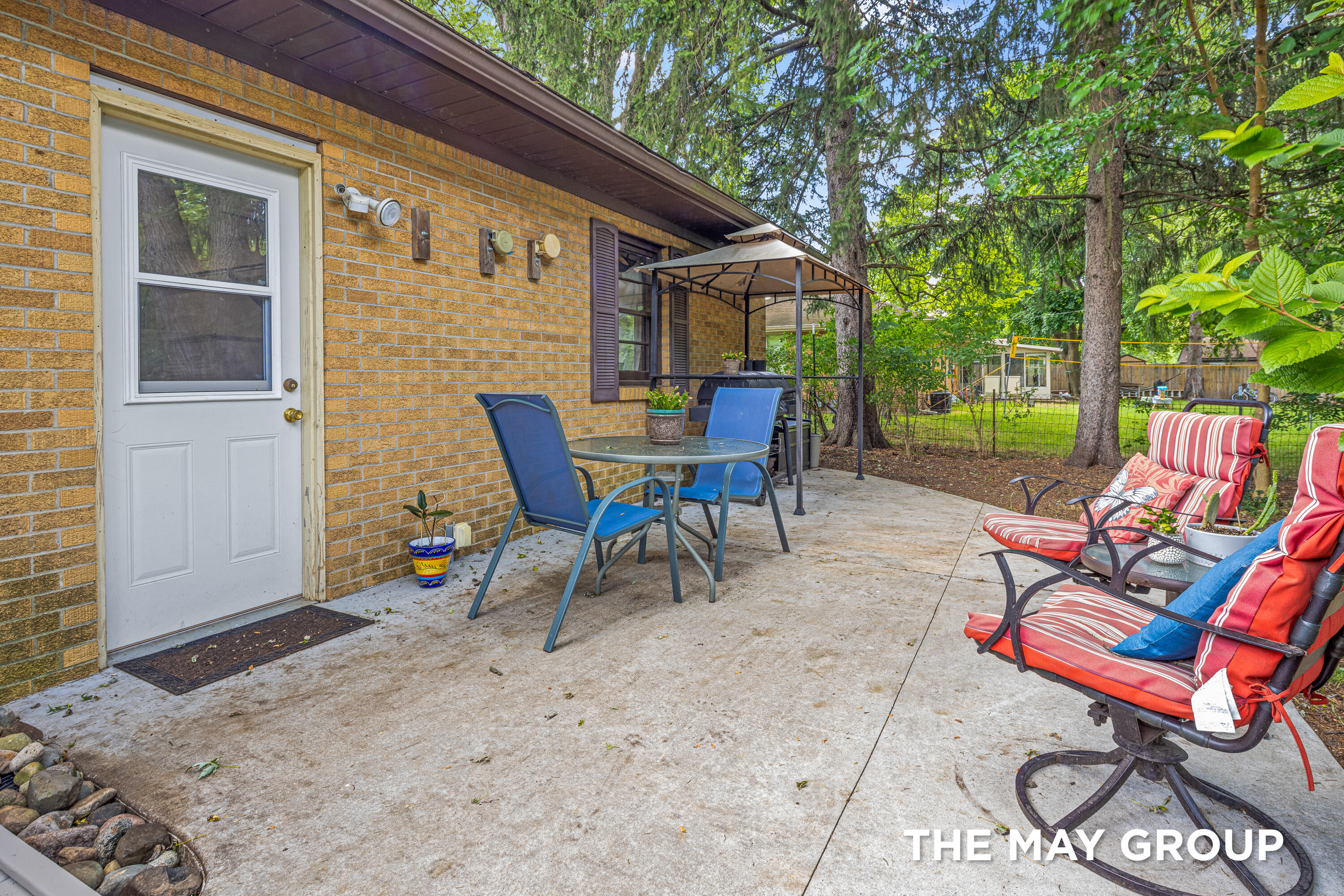 1515 Lancashire Drive SE Grand Rapids MI 49508