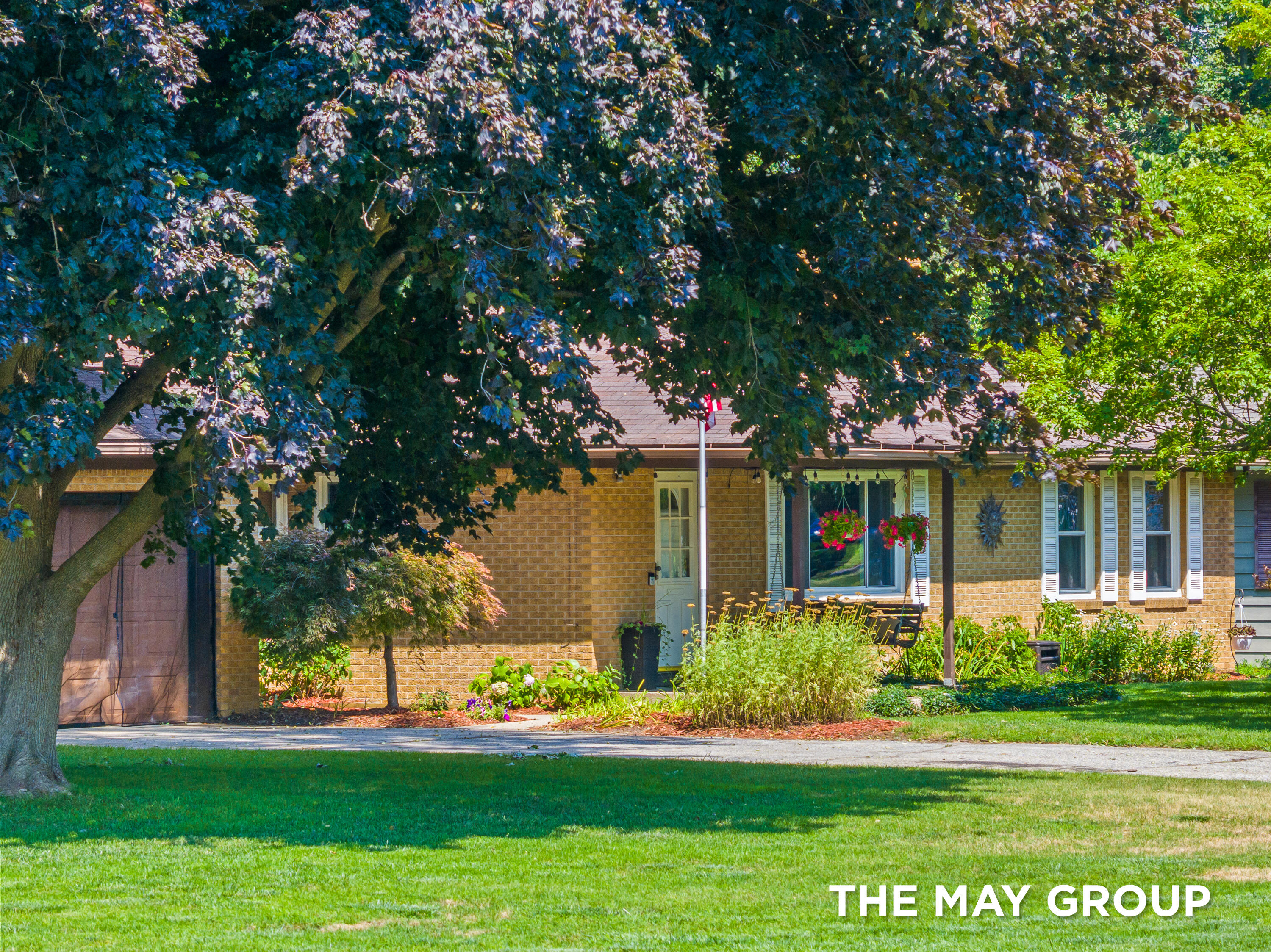 1515 Lancashire Drive SE Grand Rapids MI 49508