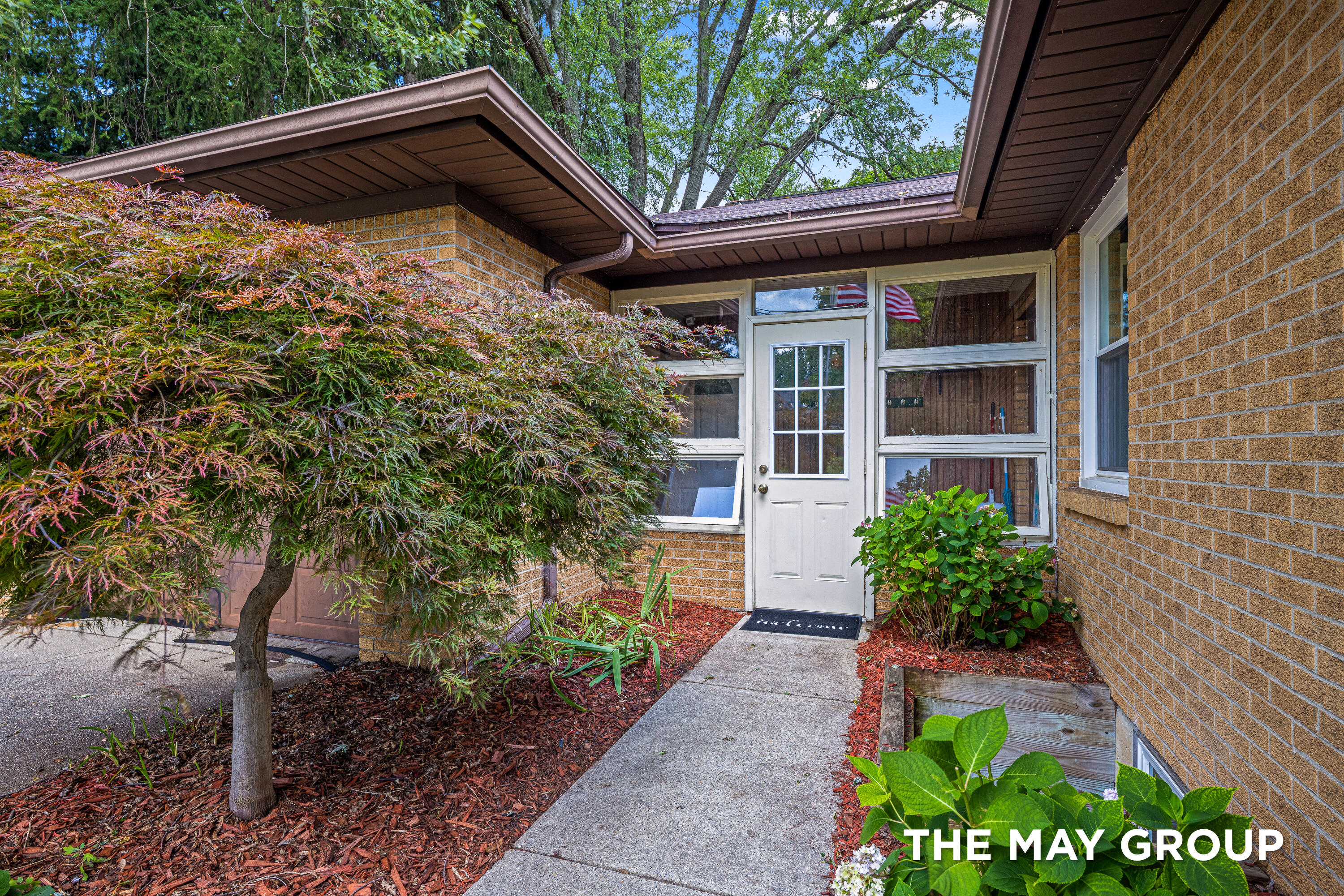 1515 Lancashire Drive SE Grand Rapids MI 49508
