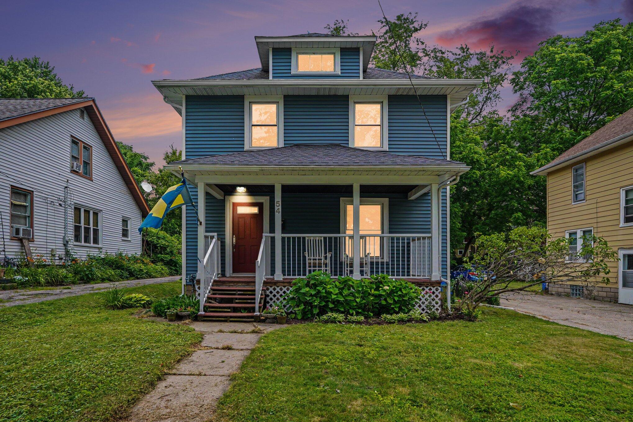 54 Lowell Avenue NE Grand Rapids MI 49503