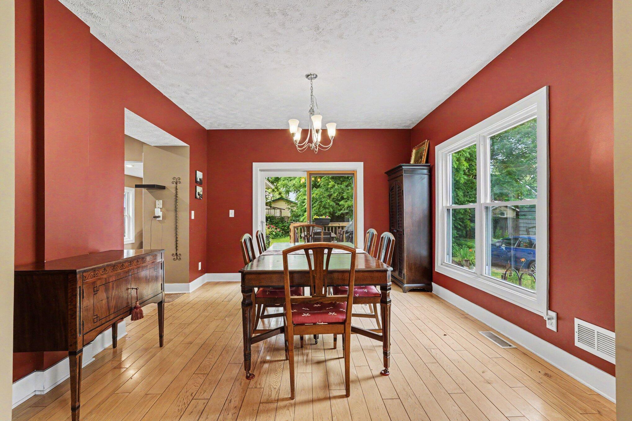 54 Lowell Avenue NE Grand Rapids MI 49503
