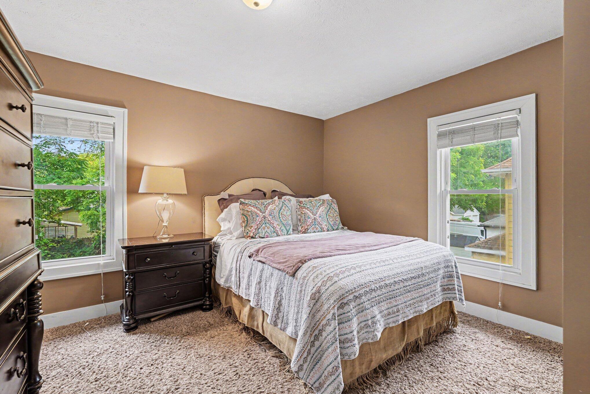 54 Lowell Avenue NE Grand Rapids MI 49503