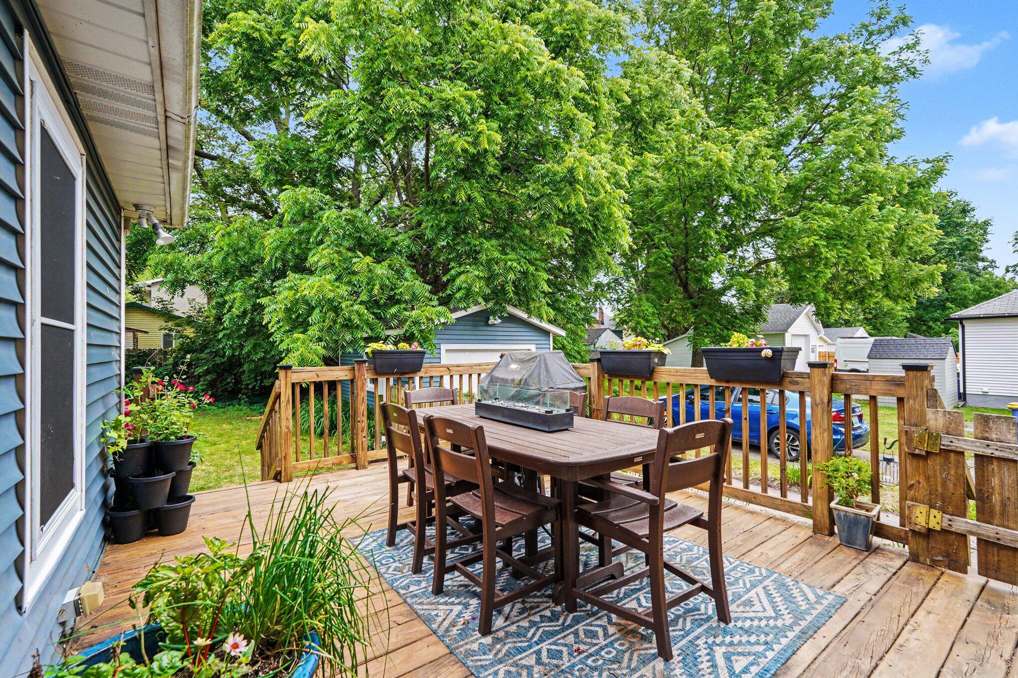 54 Lowell Avenue NE Grand Rapids MI 49503