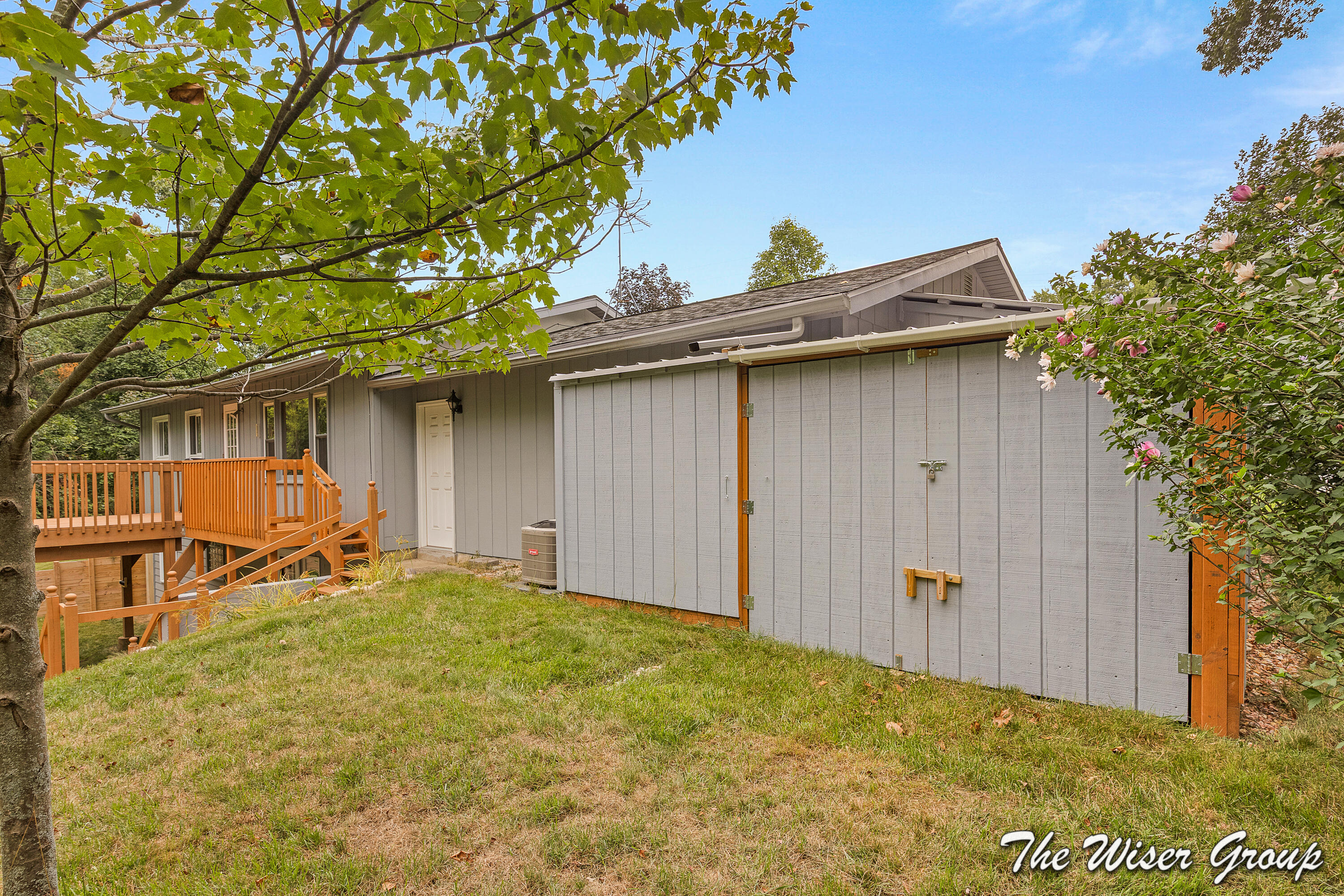 1861 Rupert Street NE Grand Rapids MI 49525