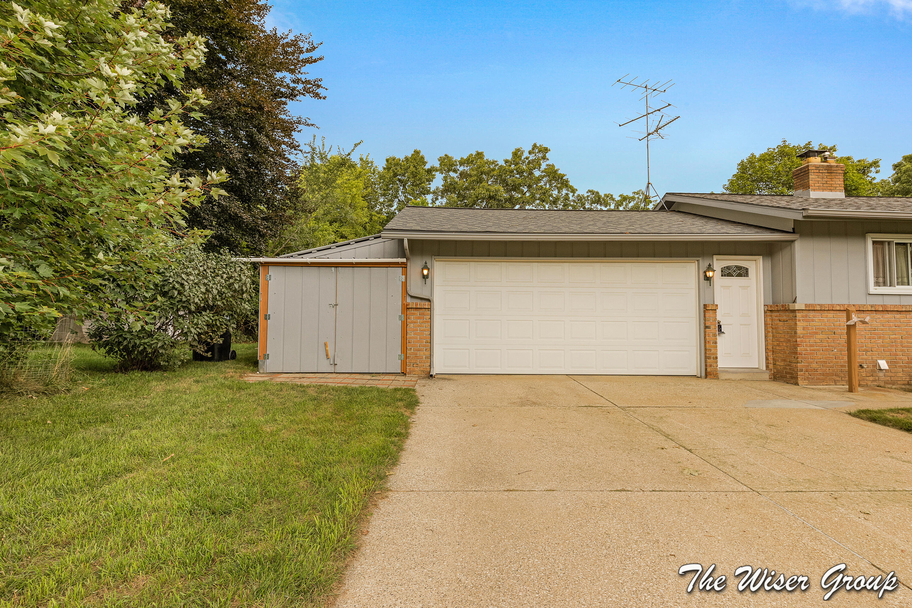 1861 Rupert Street NE Grand Rapids MI 49525