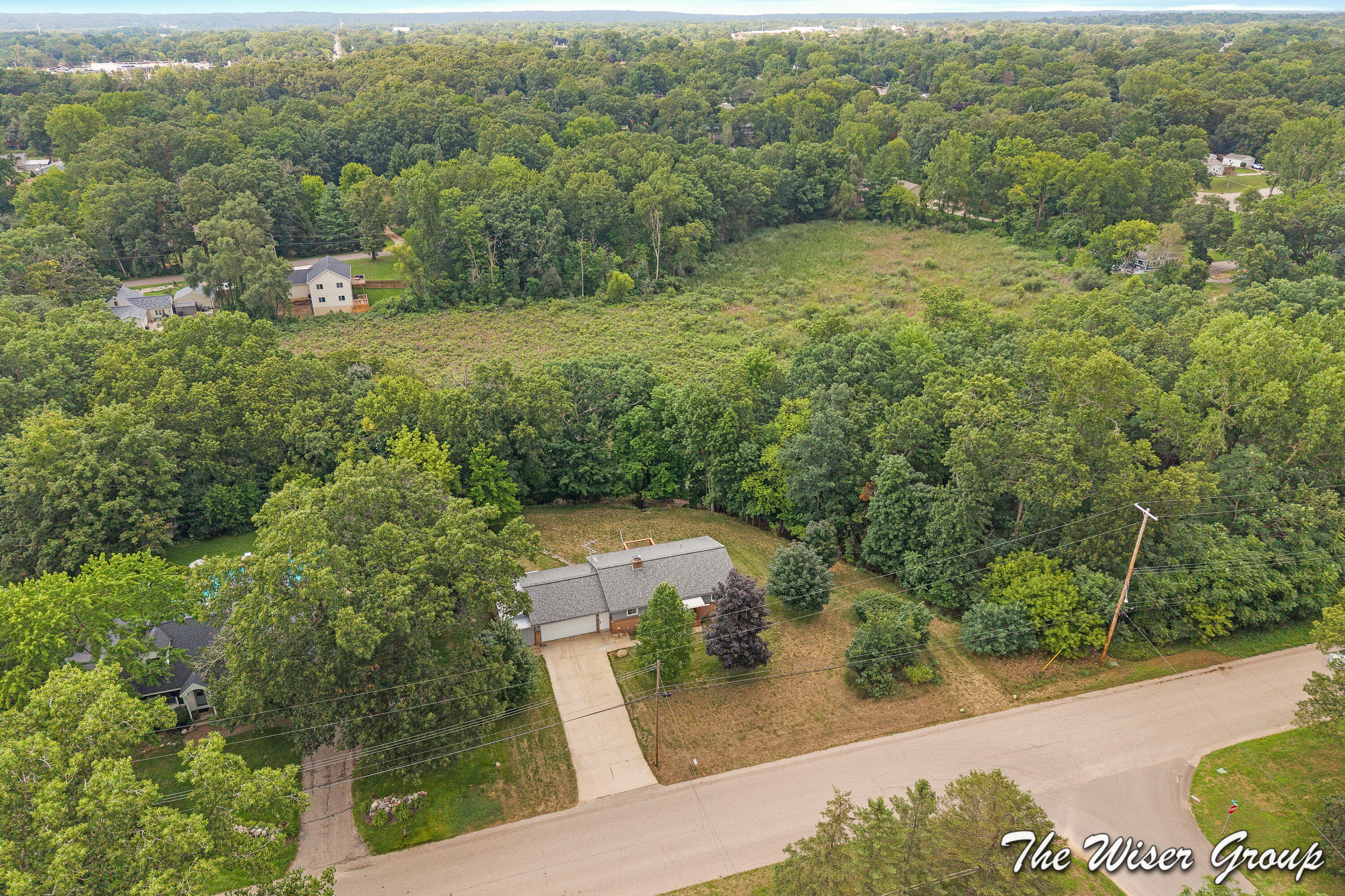 1861 Rupert Street NE Grand Rapids MI 49525