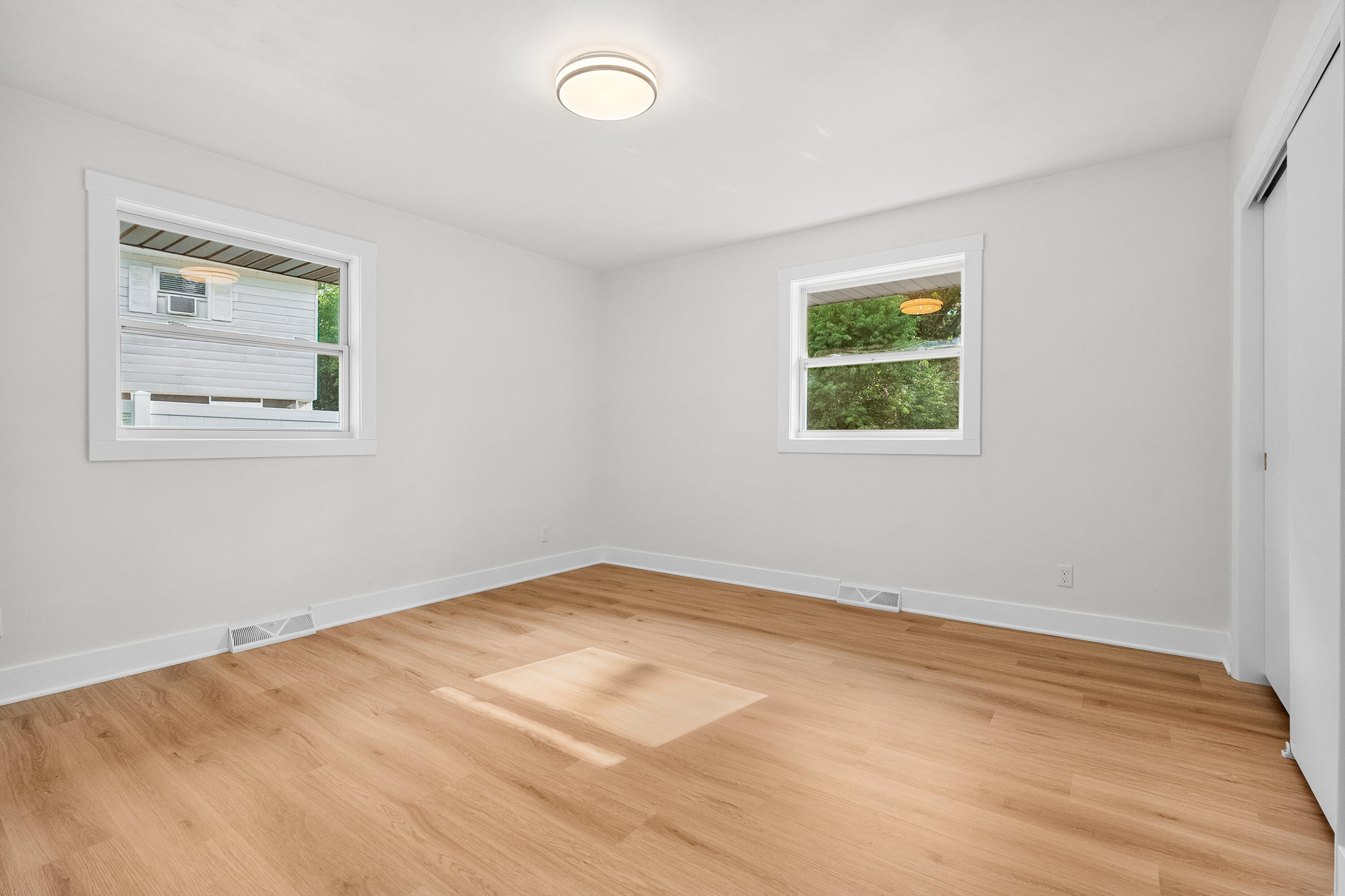 5095 W Donna Drive Stevensville MI 49127