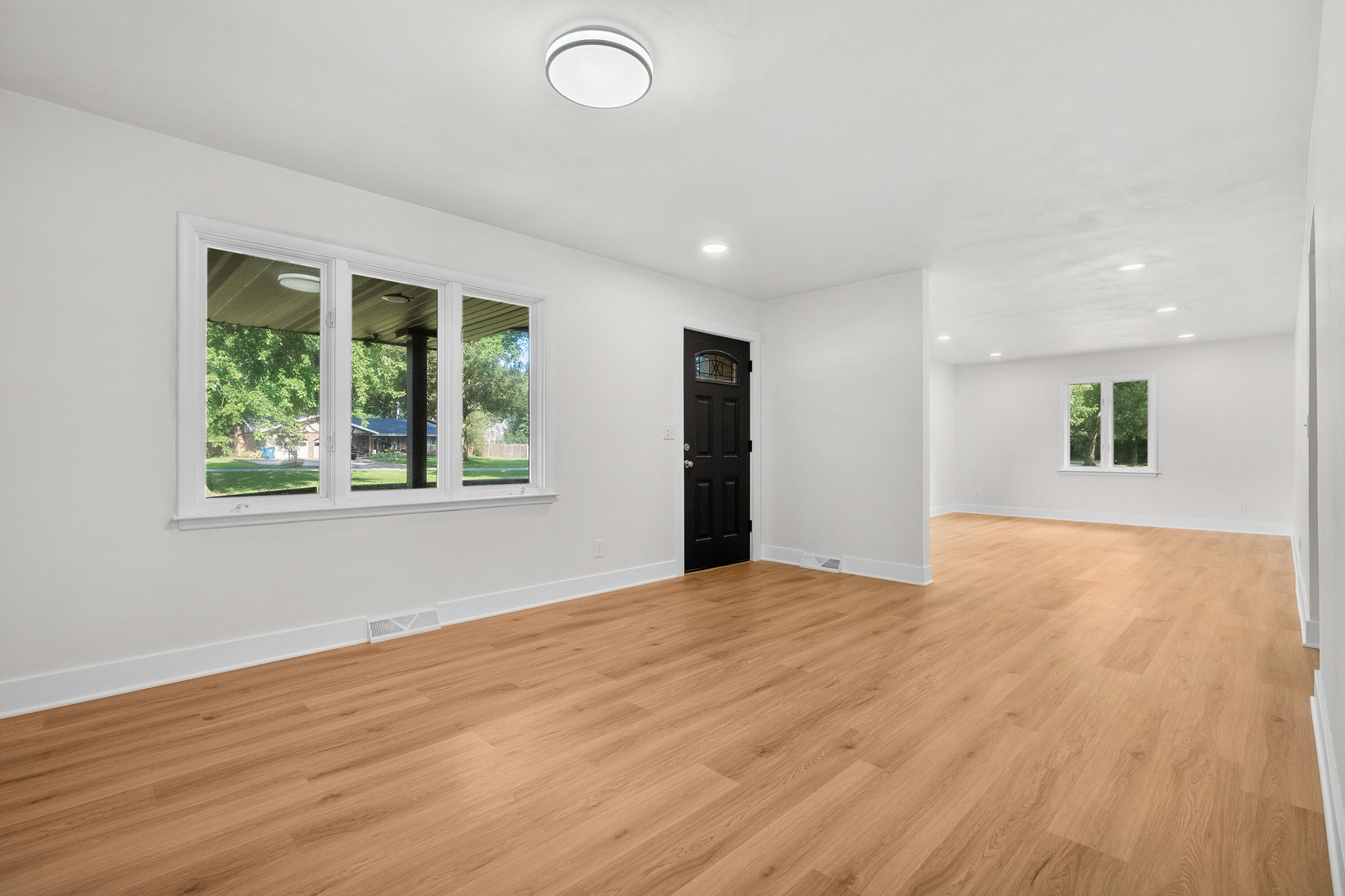 5095 W Donna Drive Stevensville MI 49127