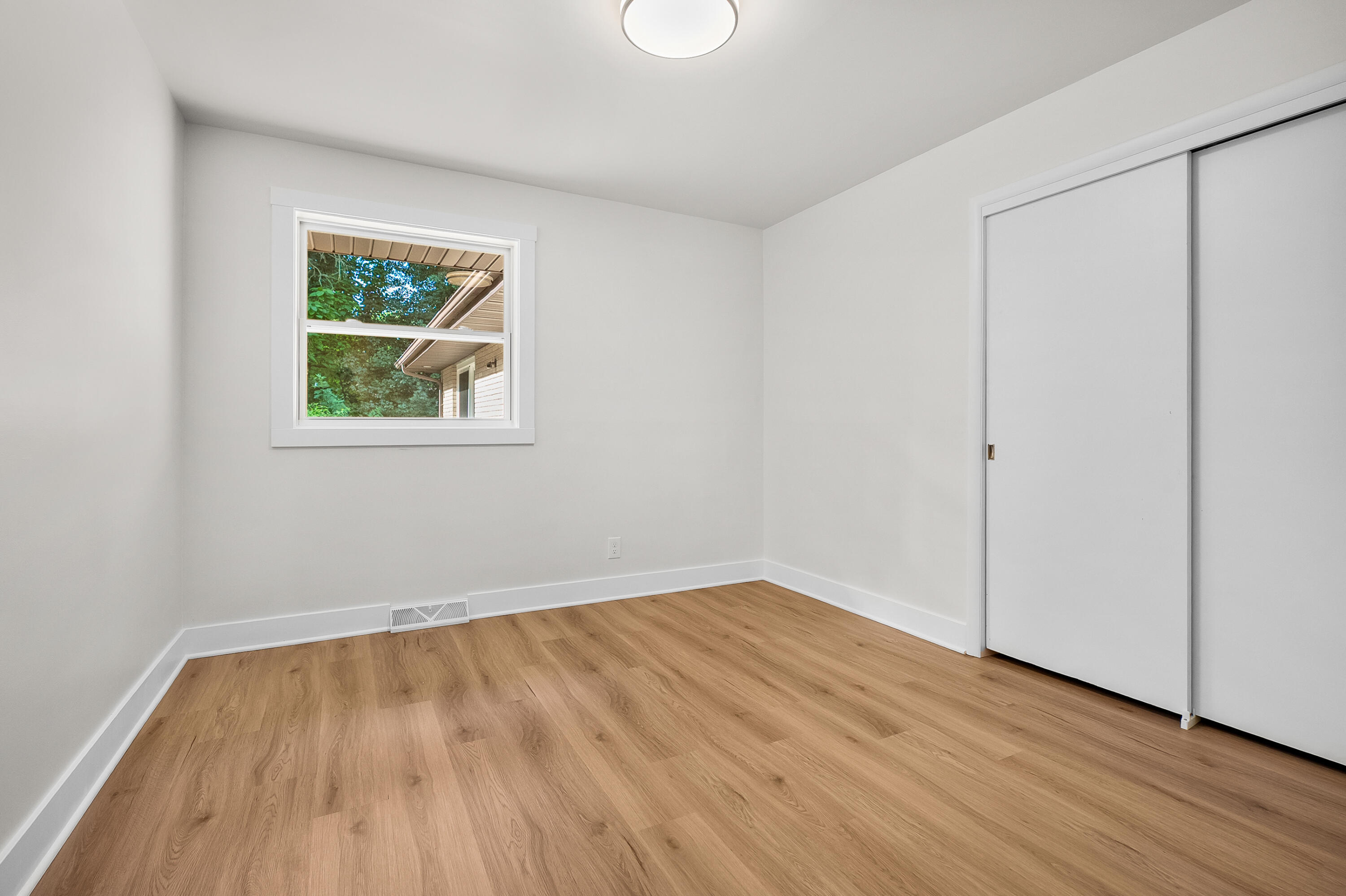 5095 W Donna Drive Stevensville MI 49127