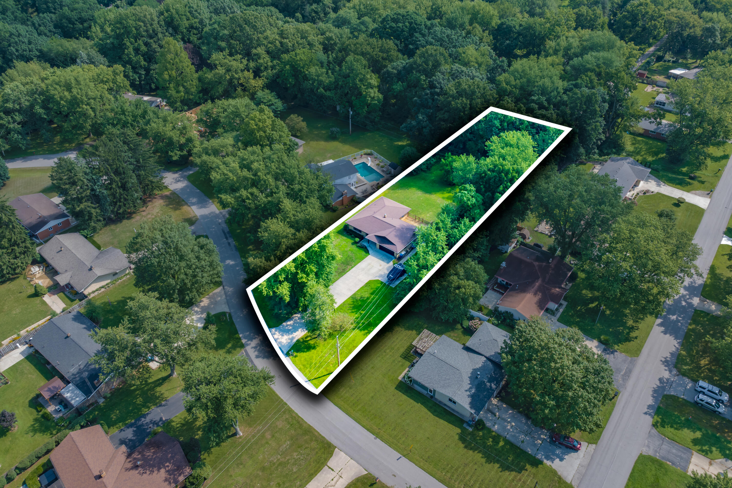 5095 W Donna Drive Stevensville MI 49127