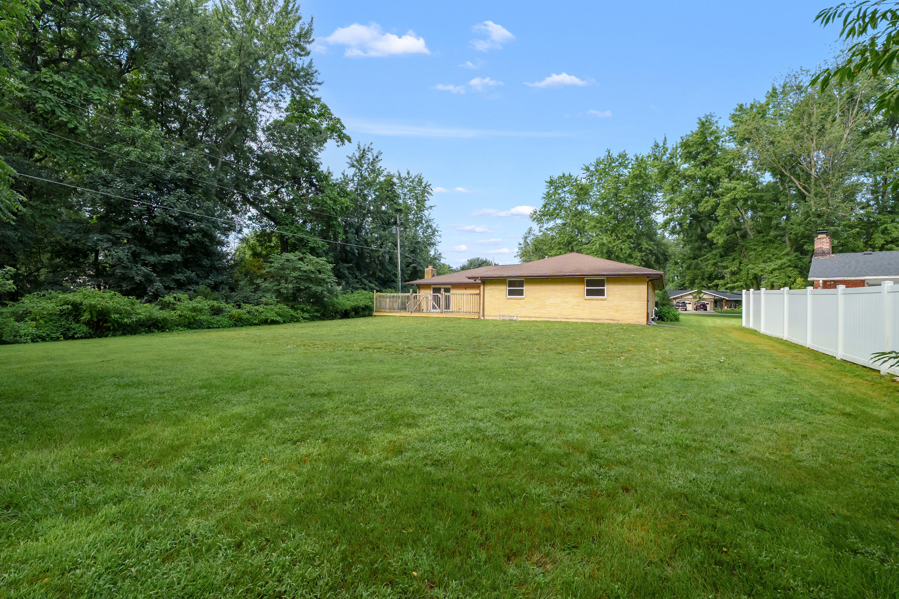 5095 W Donna Drive Stevensville MI 49127