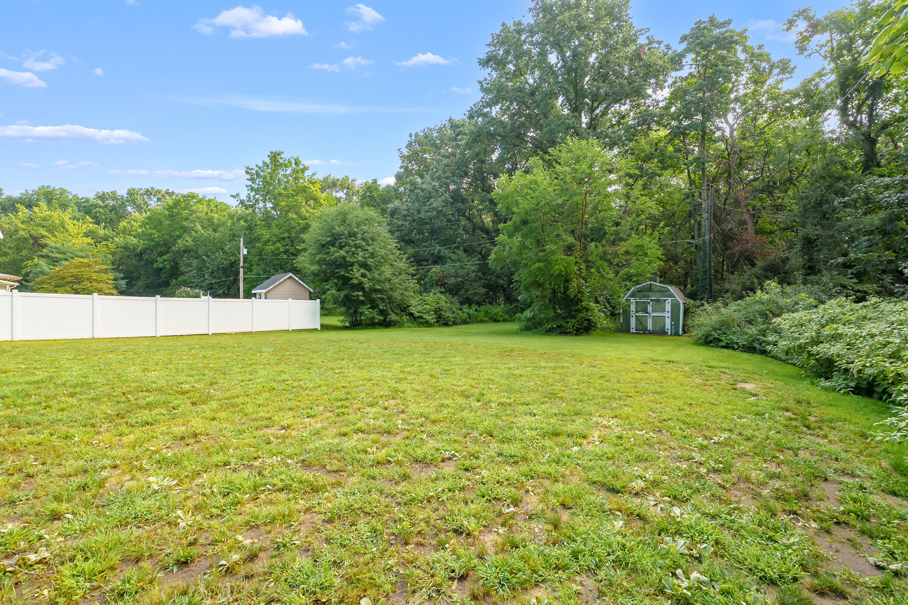5095 W Donna Drive Stevensville MI 49127