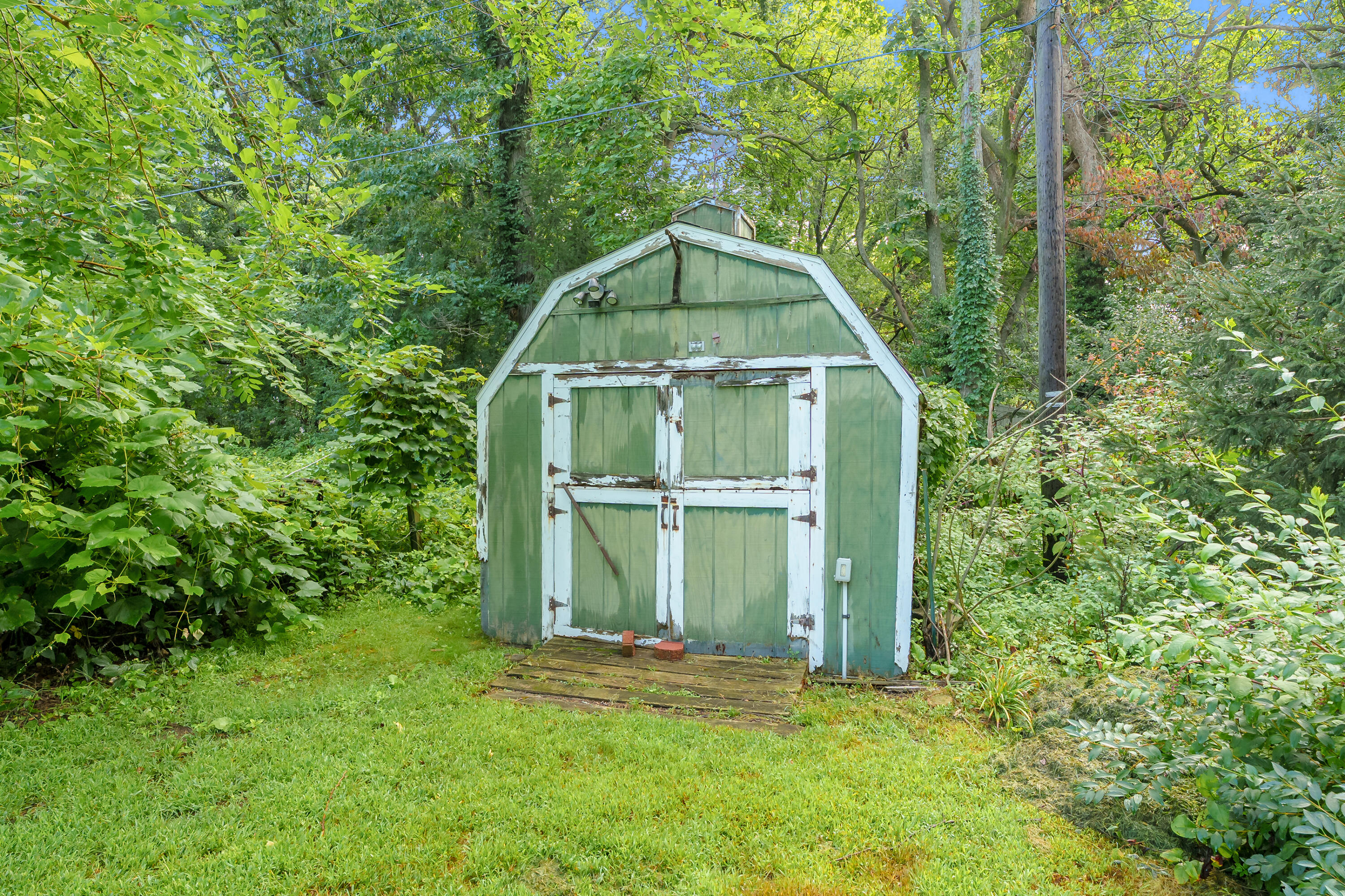 5095 W Donna Drive Stevensville MI 49127