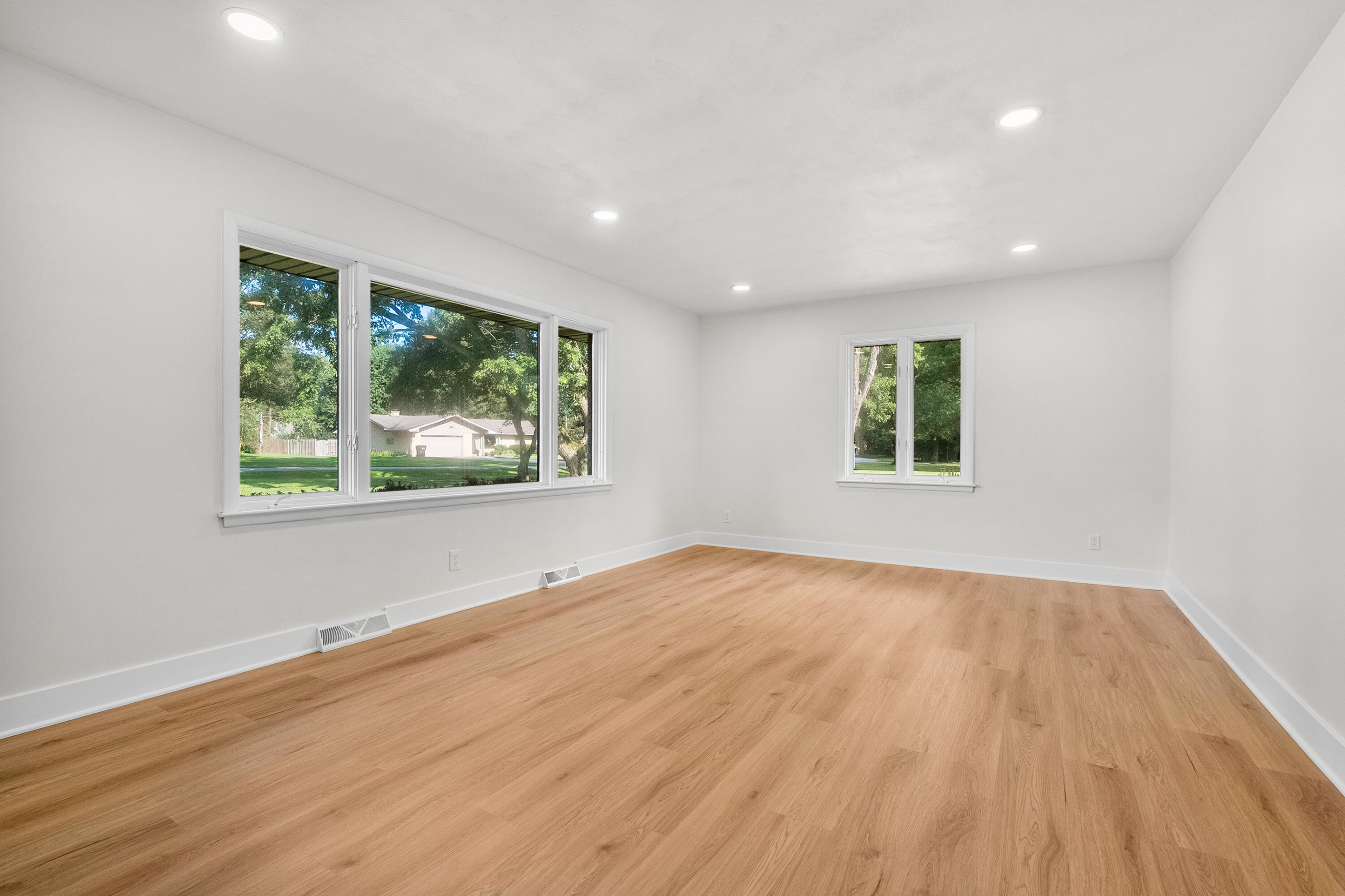 5095 W Donna Drive Stevensville MI 49127