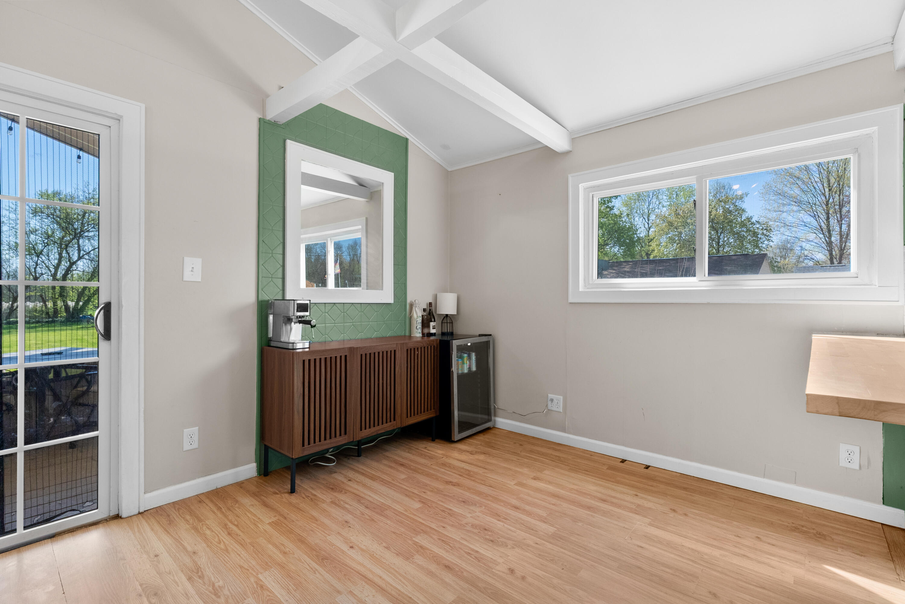 8492 Douglas Avenue Kalamazoo MI 49009
