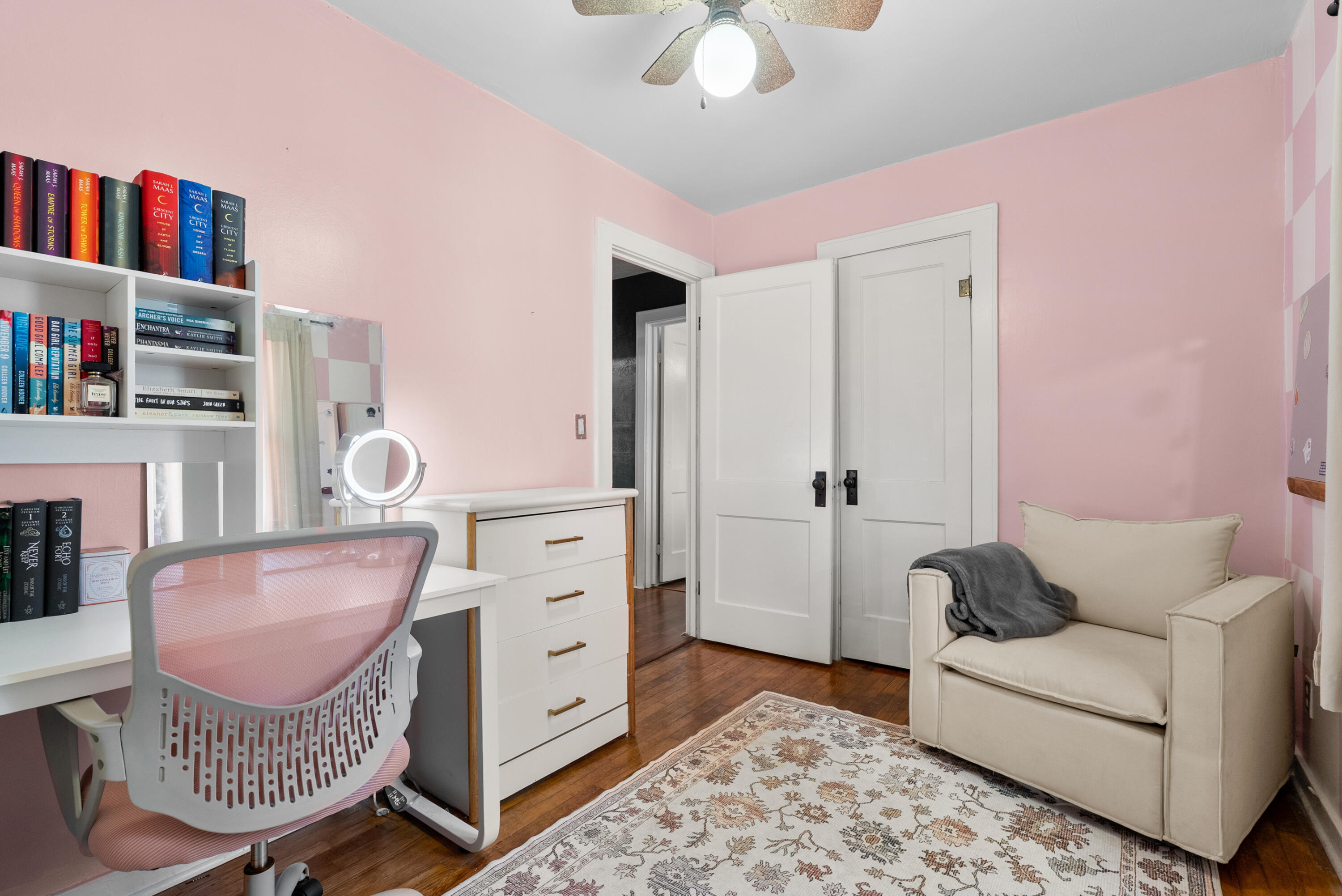 8492 Douglas Avenue Kalamazoo MI 49009