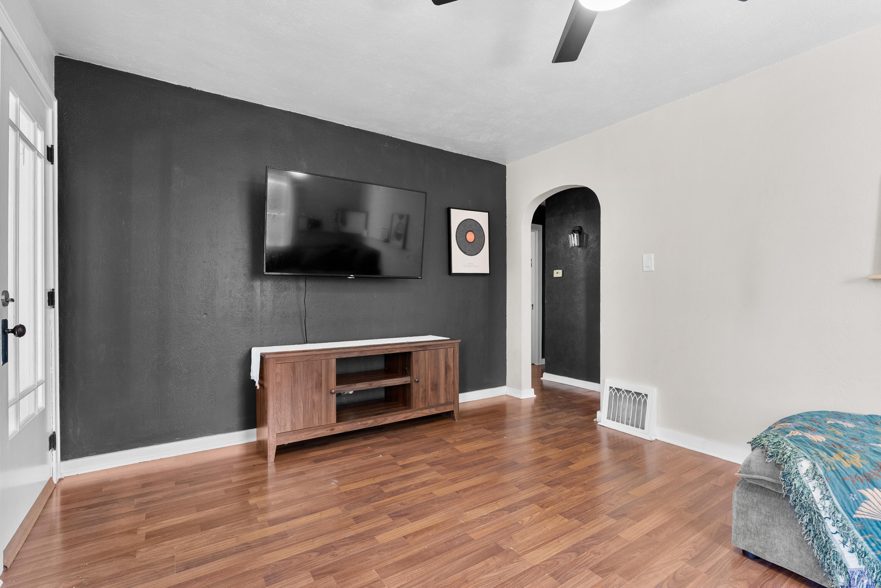 8492 Douglas Avenue Kalamazoo MI 49009