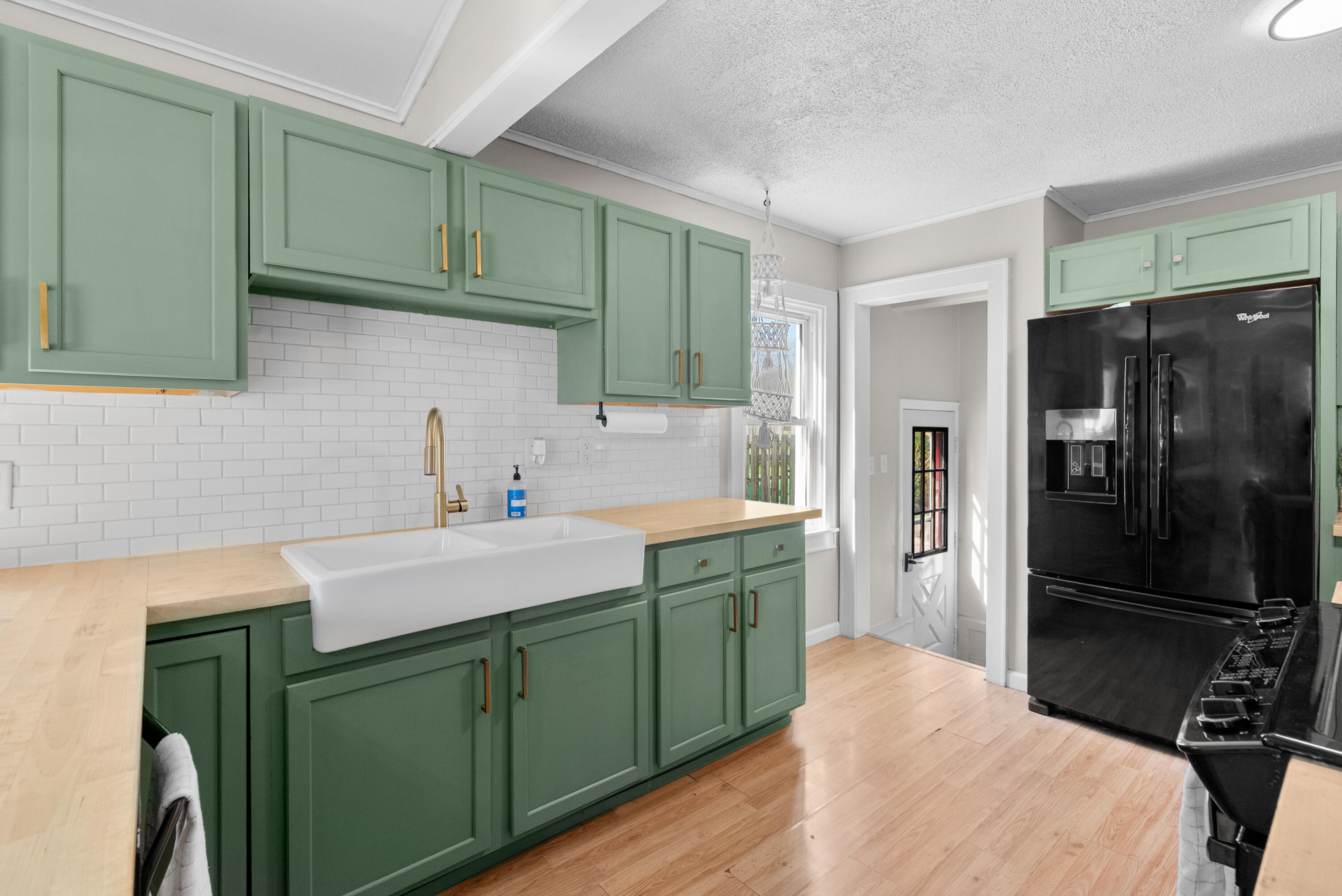 8492 Douglas Avenue Kalamazoo MI 49009