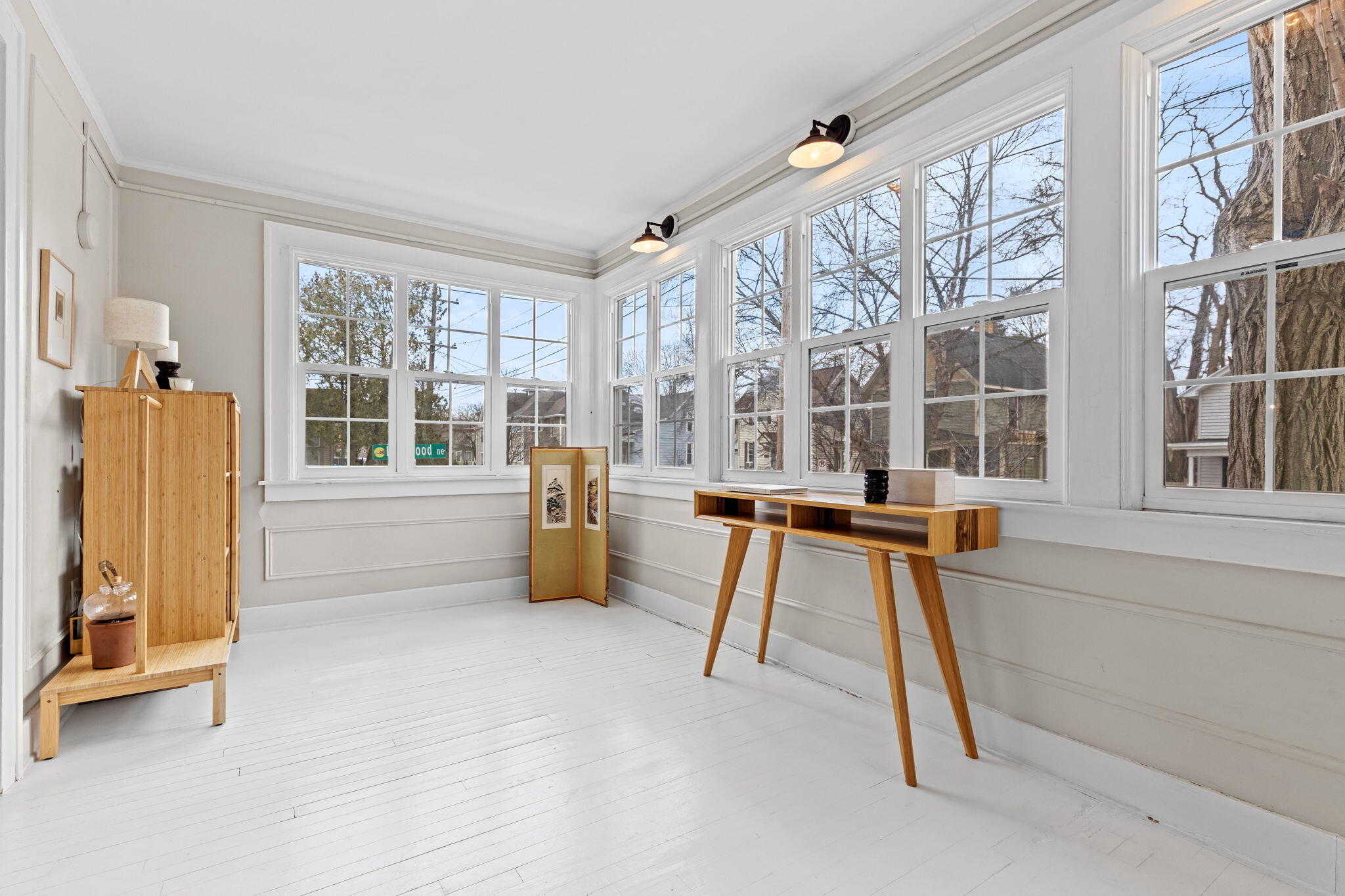 22 Grand Avenue NE Grand Rapids MI 49503