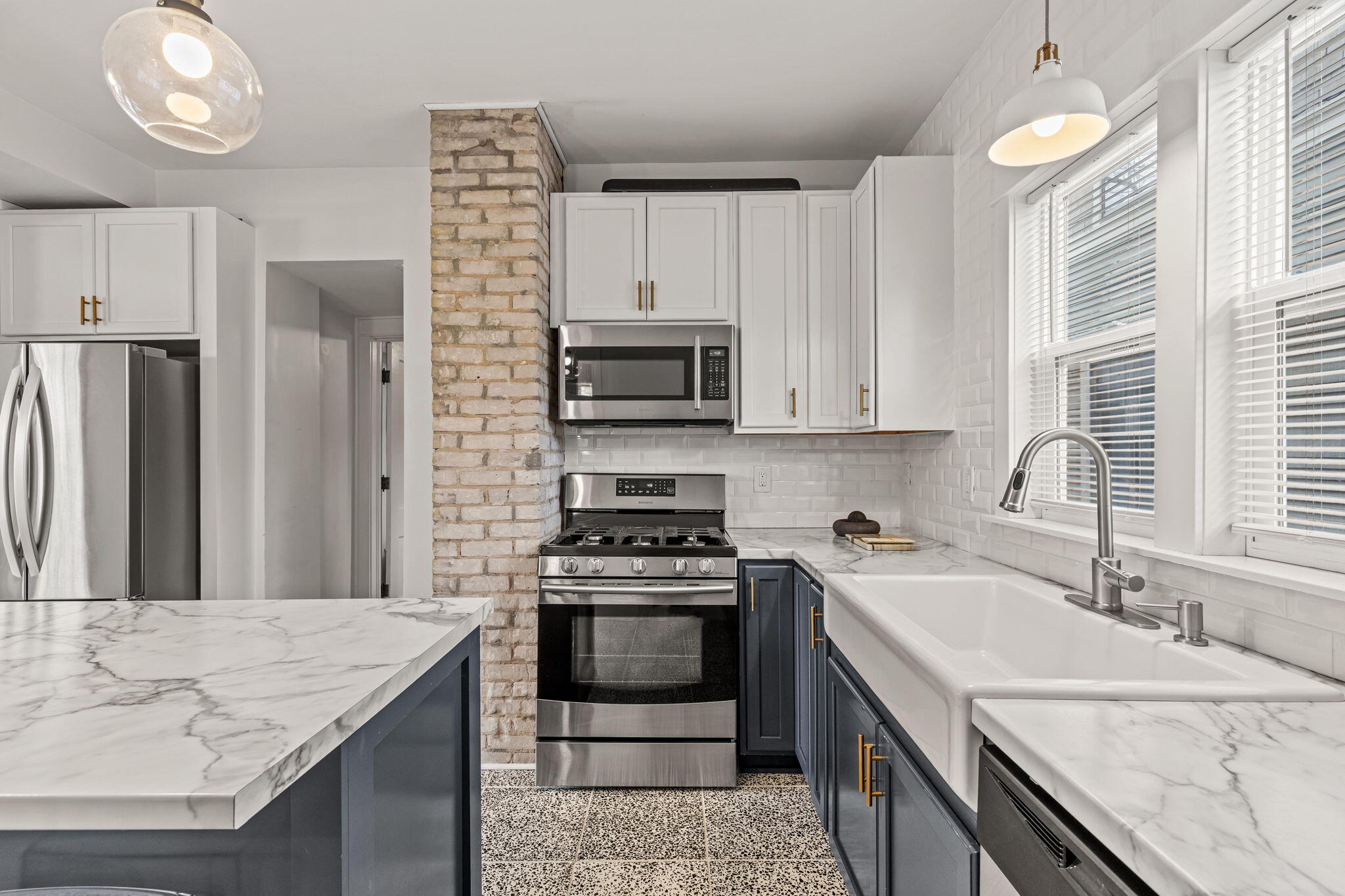 22 Grand Avenue NE Grand Rapids MI 49503