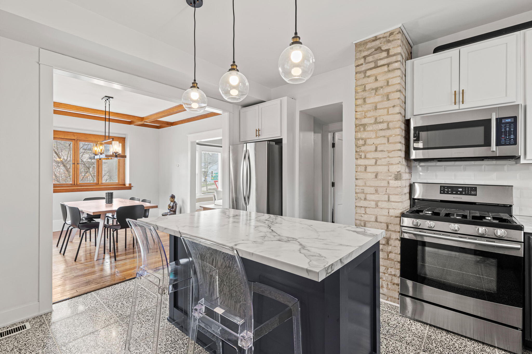 22 Grand Avenue NE Grand Rapids MI 49503