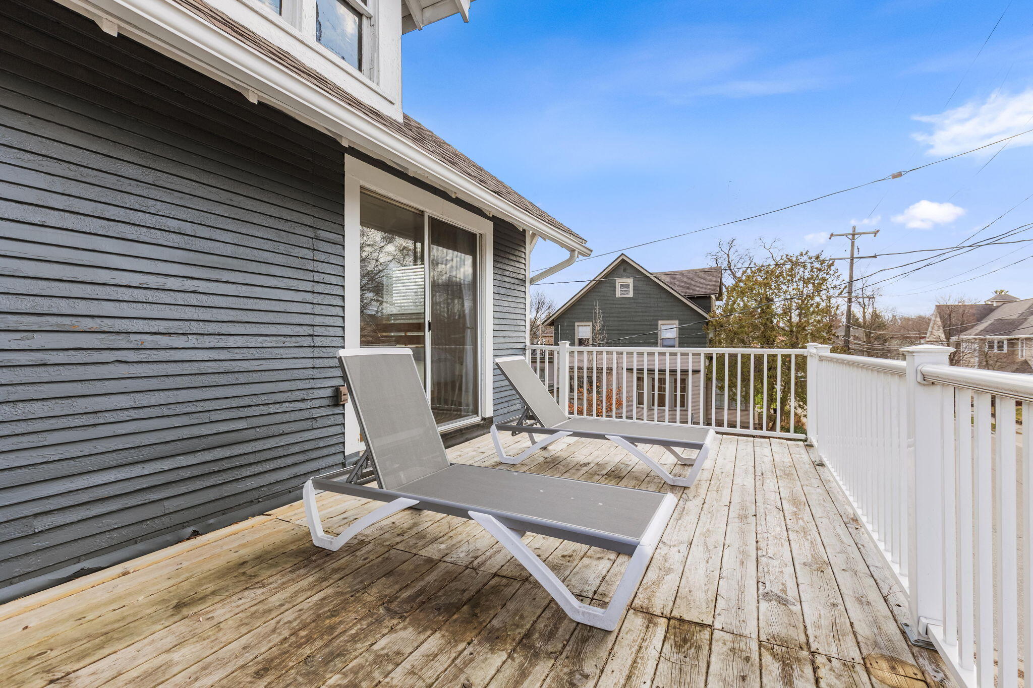 22 Grand Avenue NE Grand Rapids MI 49503