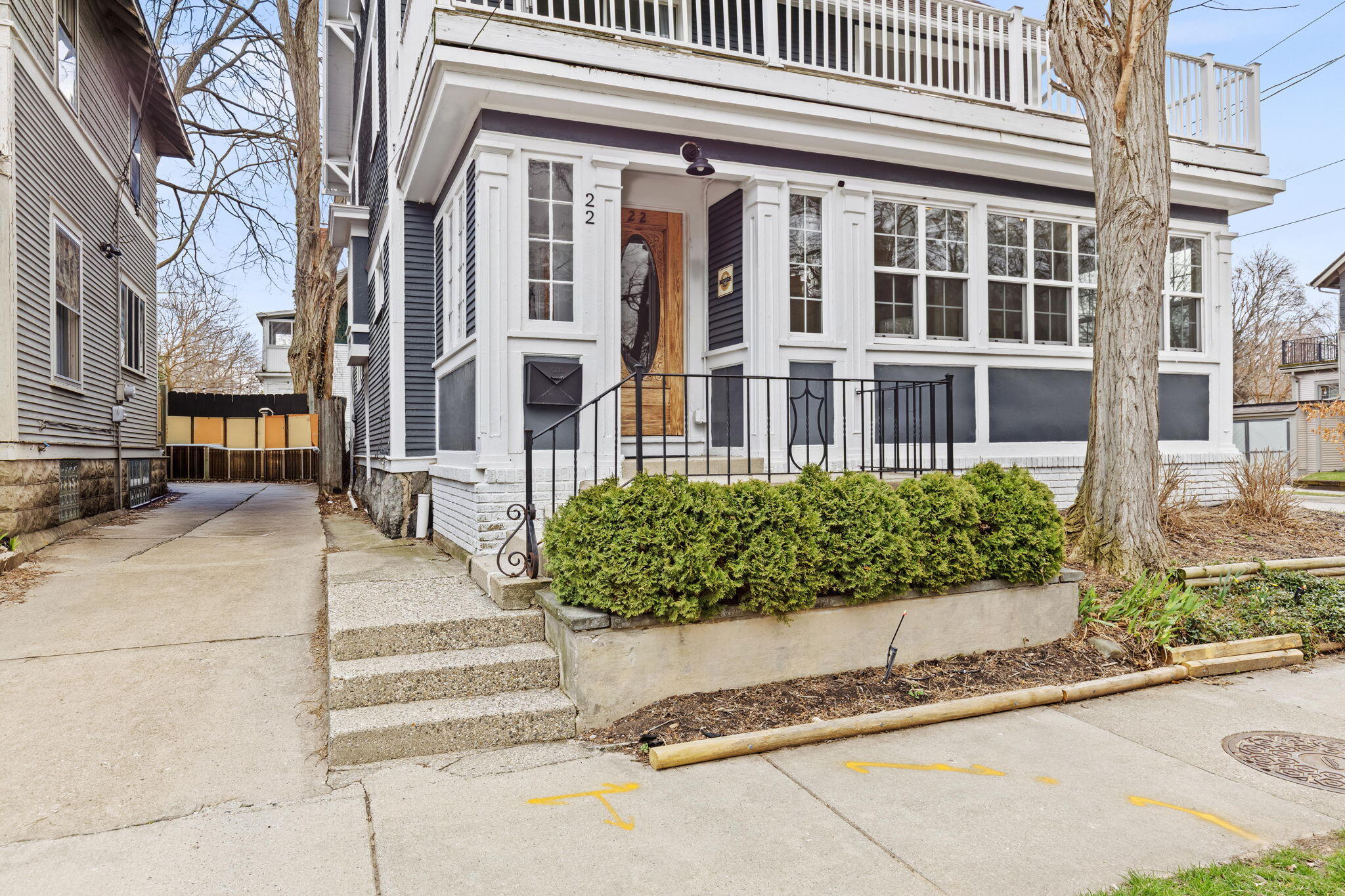 22 Grand Avenue NE Grand Rapids MI 49503