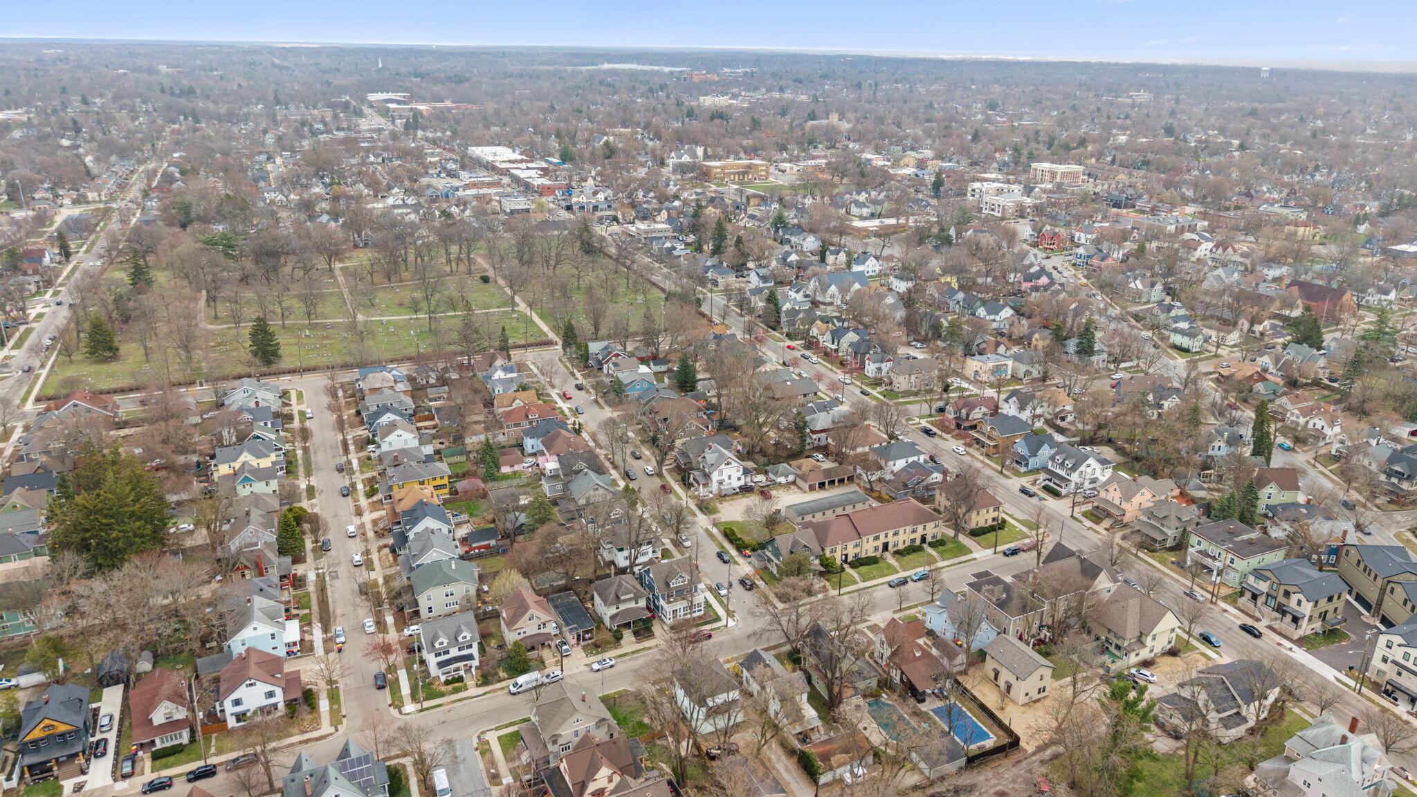 22 Grand Avenue NE Grand Rapids MI 49503
