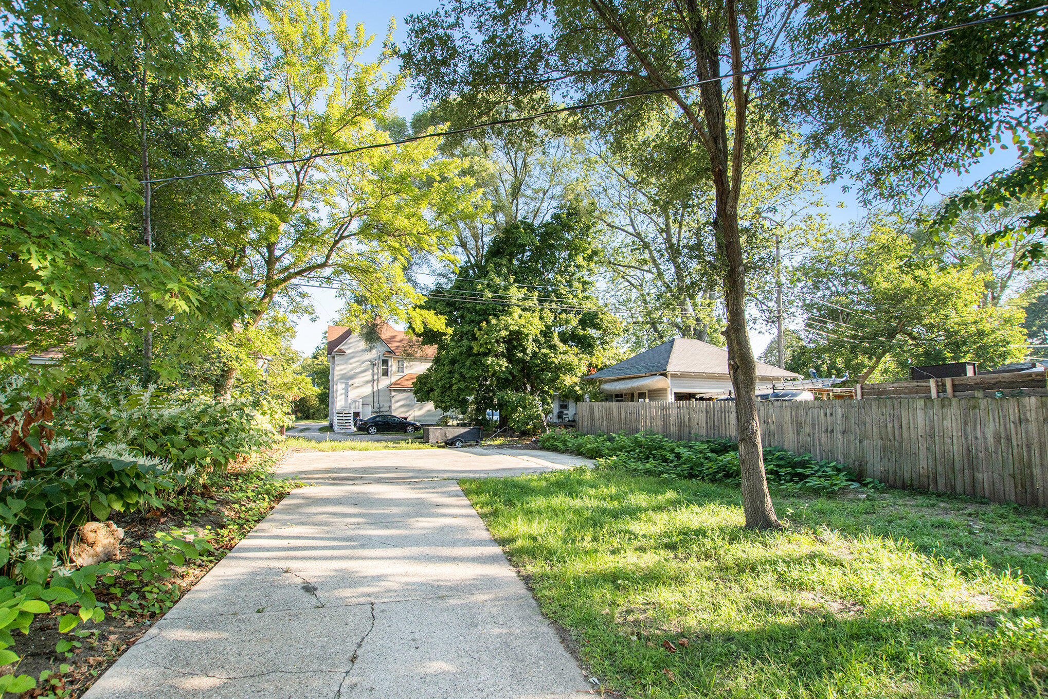 215 W 14th Street Holland MI 49423