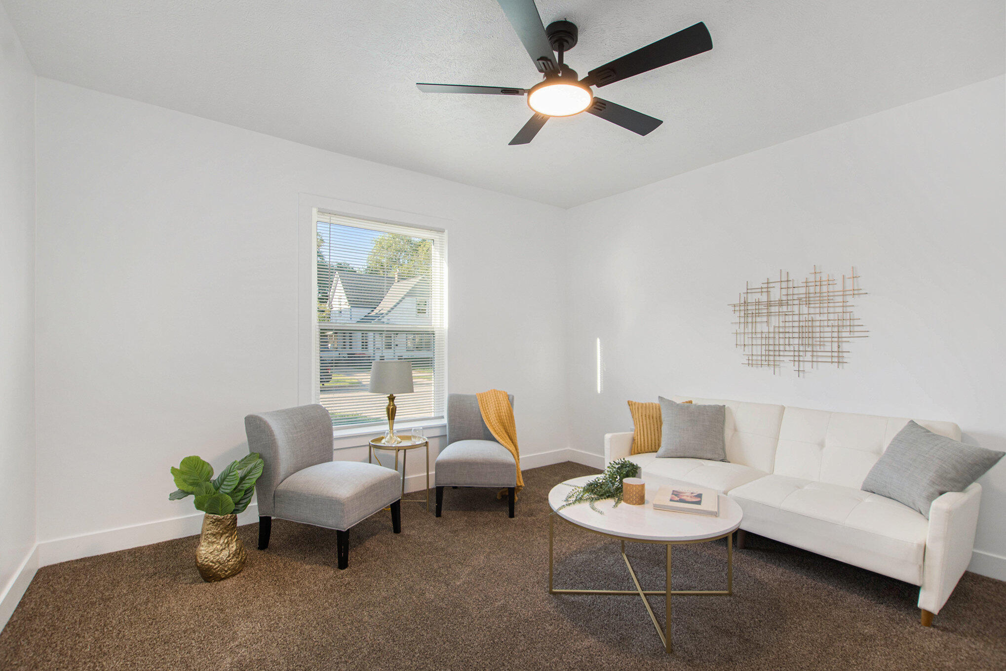 215 W 14th Street Holland MI 49423