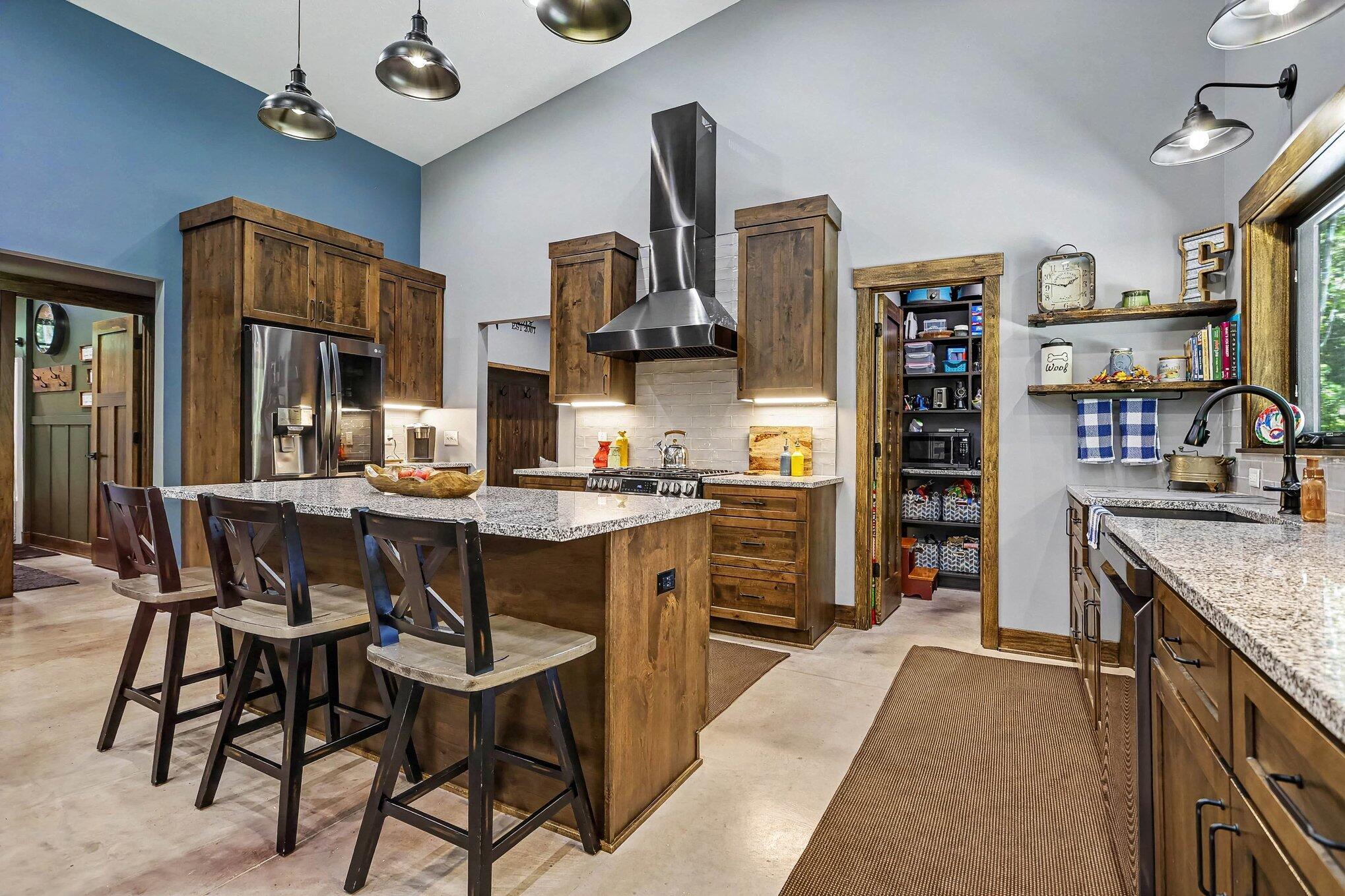 86960 County Road 681 Decatur MI 49045