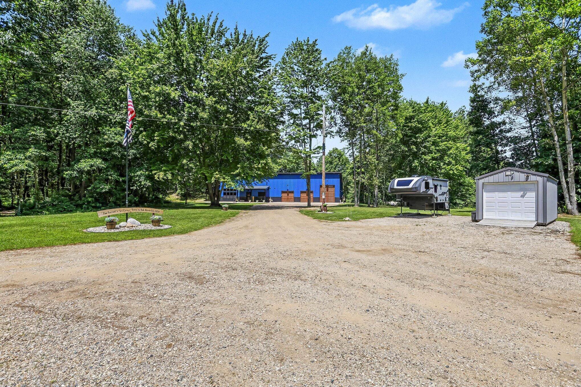 86960 County Road 681 Decatur MI 49045